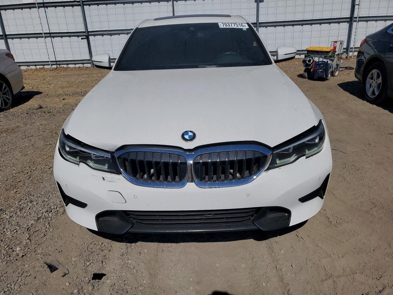 2021 BMW 330I - zdjęcie 5
