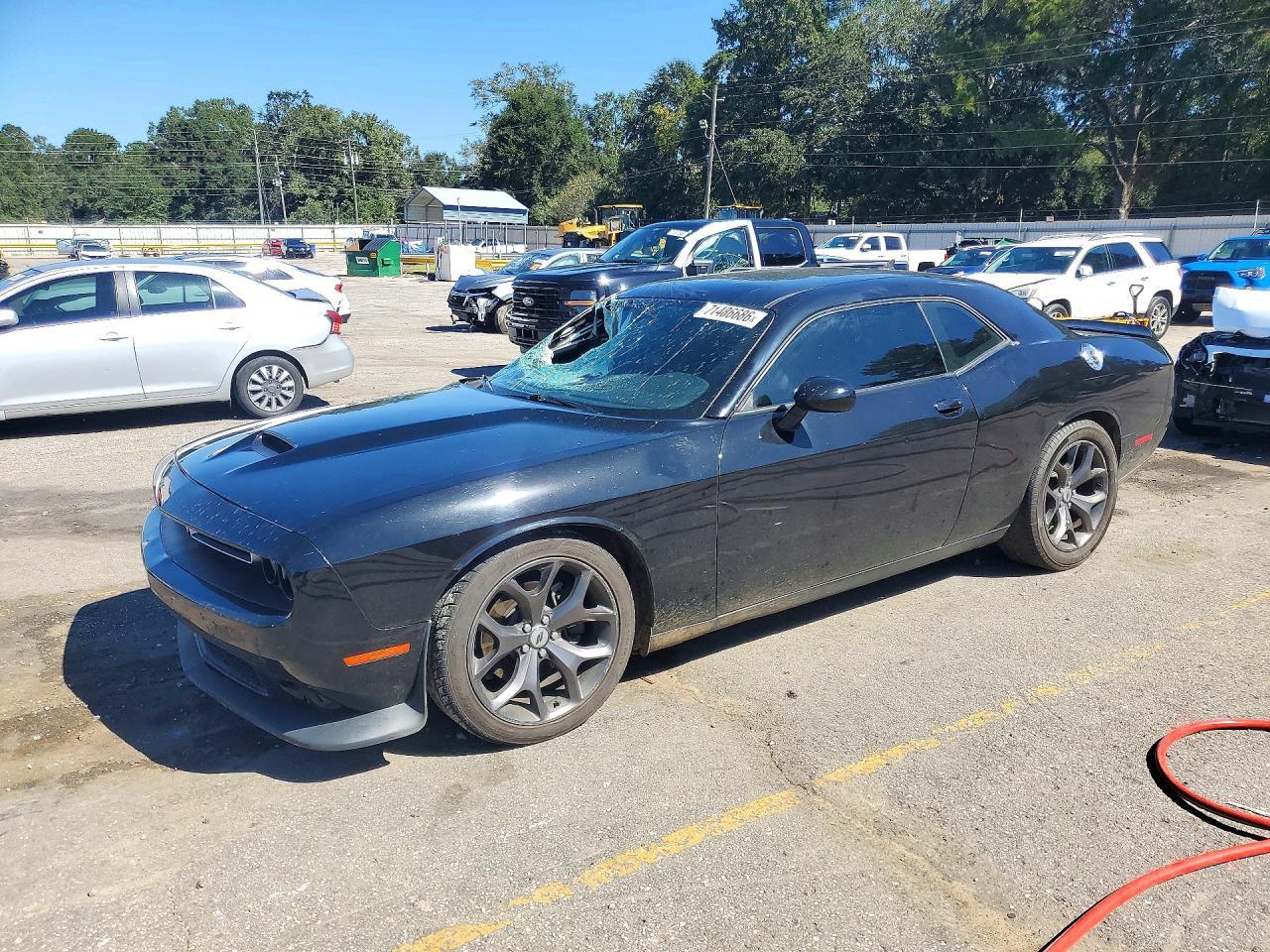 2019 Dodge Challenger R/T - zdjęcie główne