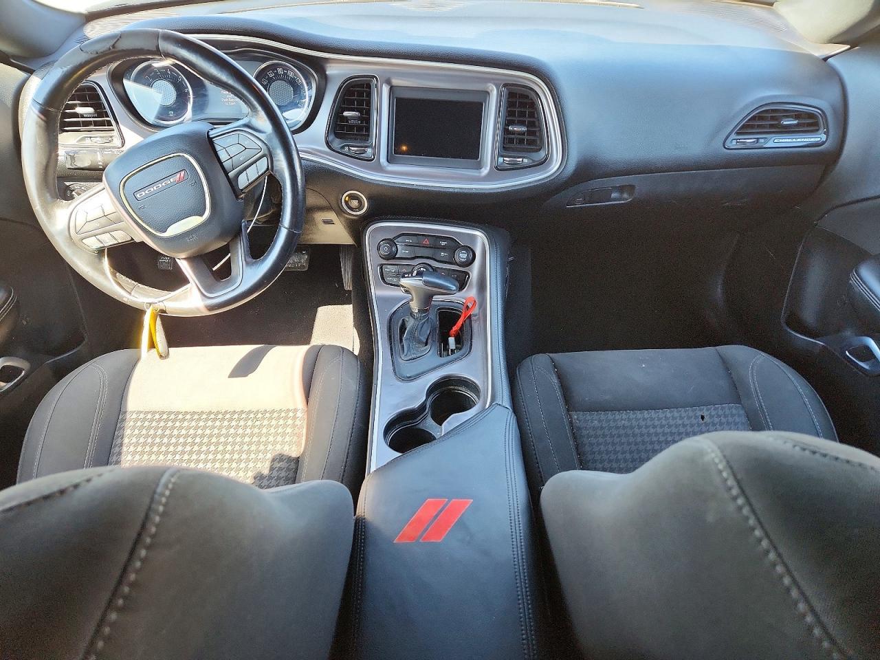2019 Dodge Challenger Sxt - zdjęcie 8
