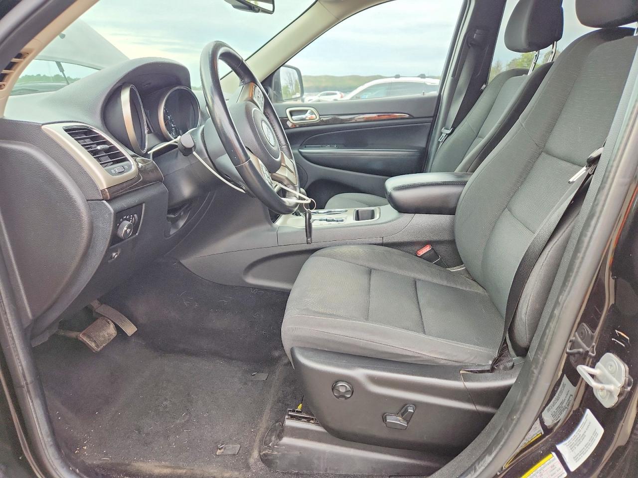 2013 Jeep Grand Cherokee Laredo - zdjęcie 7