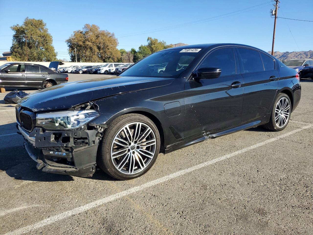 2019 BMW 530E - zdjęcie główne
