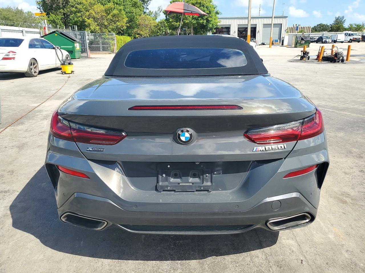 2019 BMW Seria 8 Cabrio 850i - zdjęcie 6