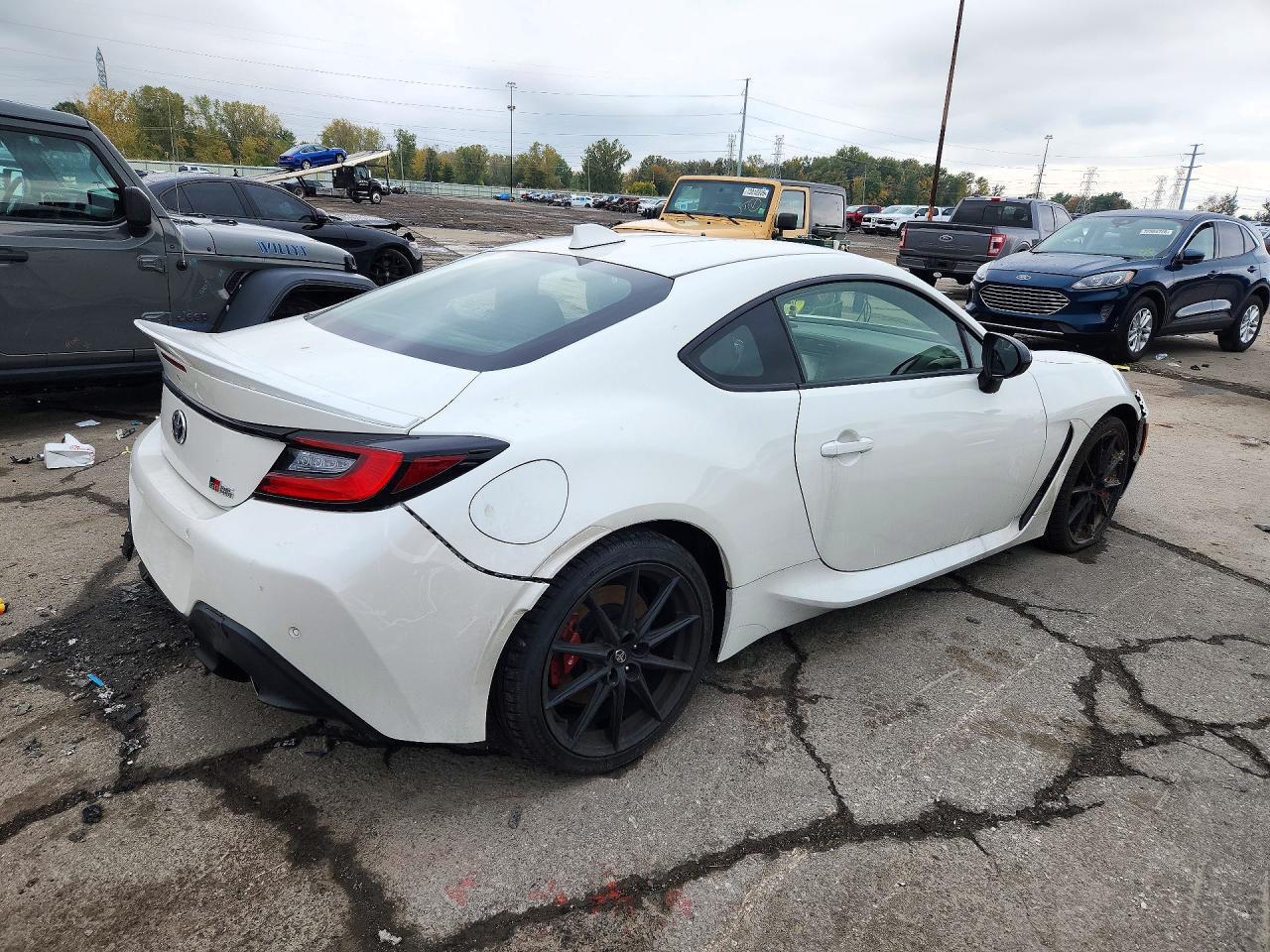 2025 Toyota Gr86 Premium - zdjęcie 3