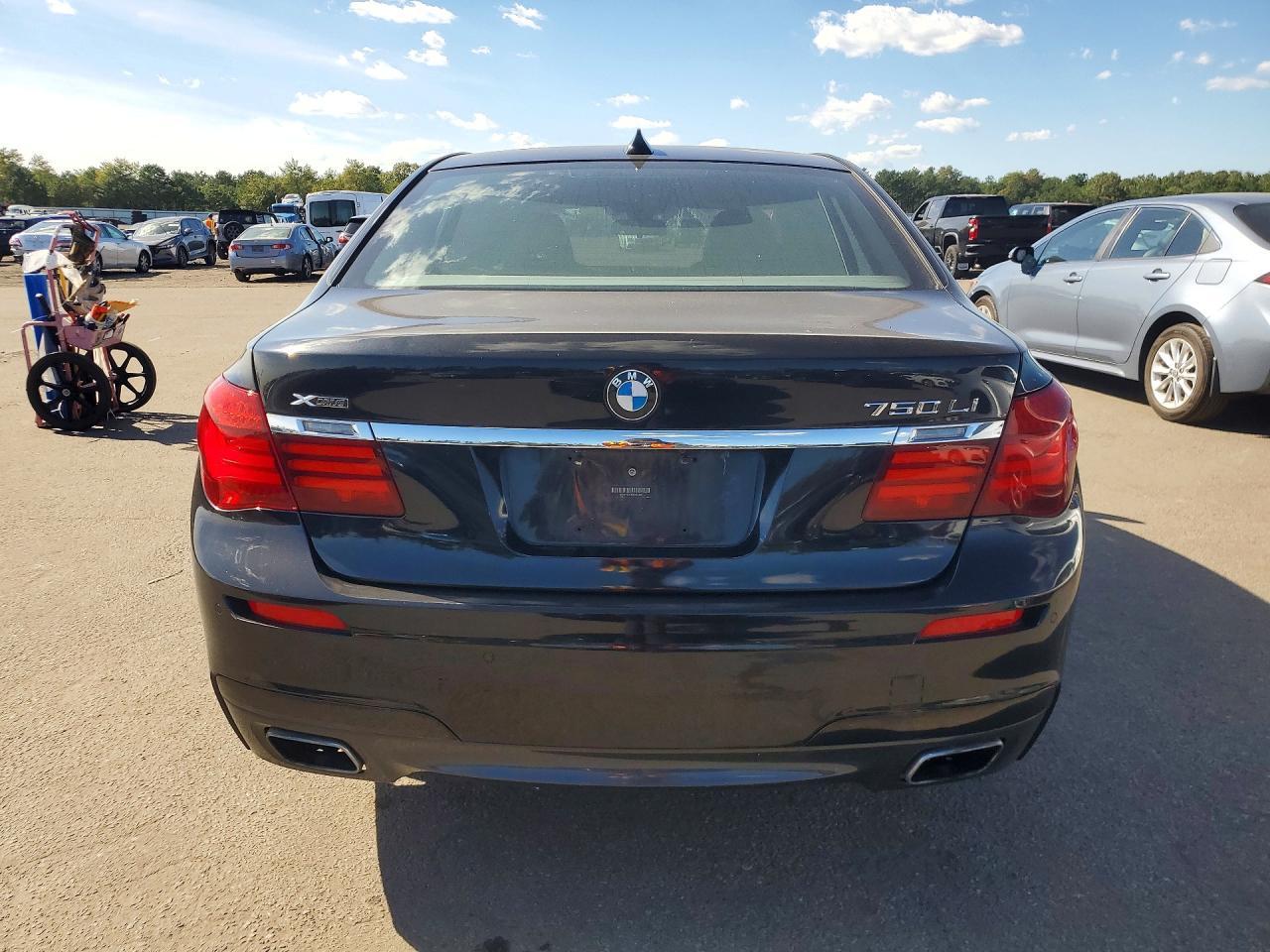 2013 BMW Seria 7 Alpina B7 - zdjęcie 6