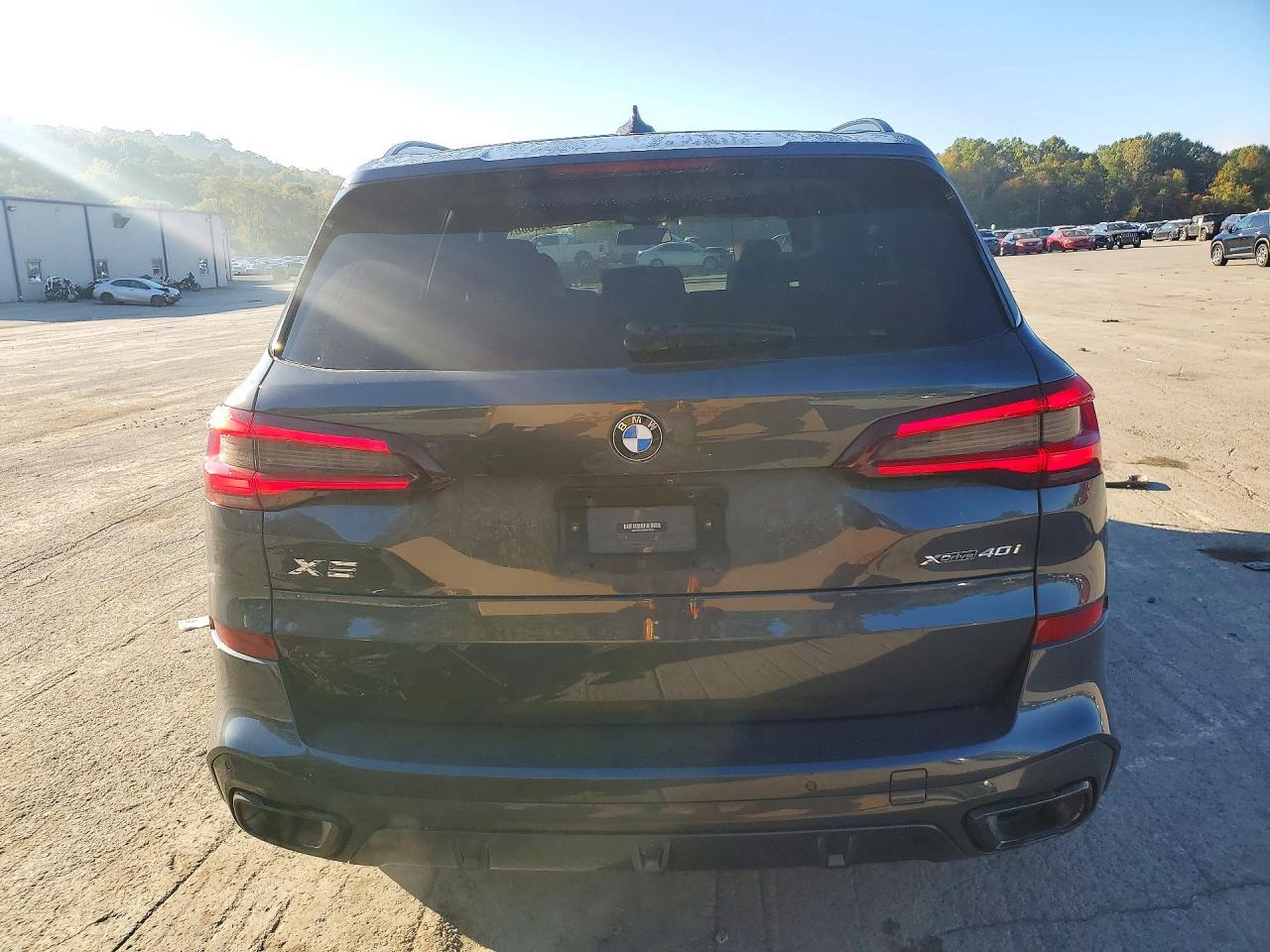 2021 BMW X5 xDrive40I - zdjęcie 6
