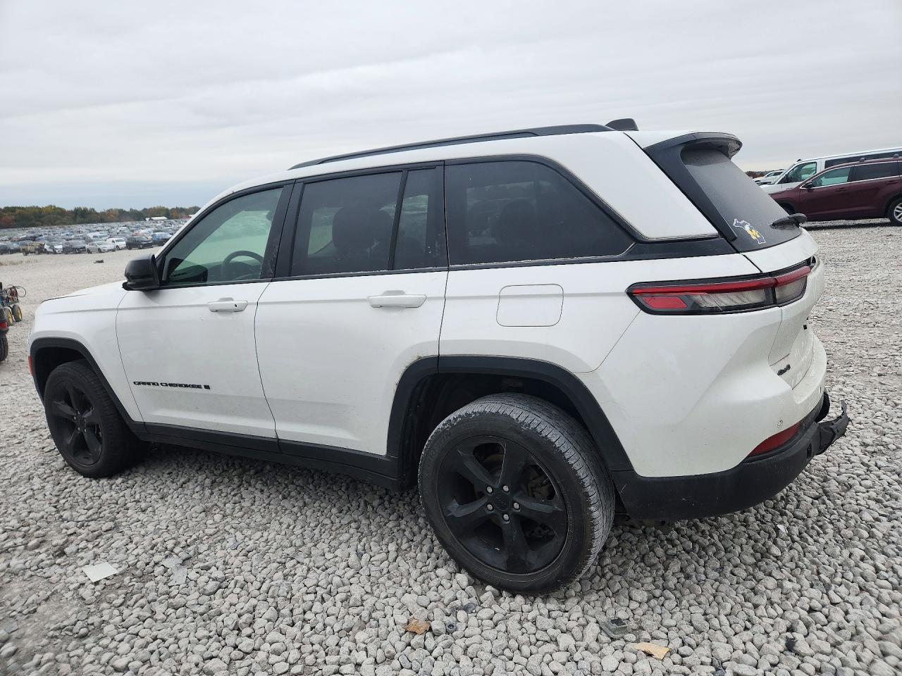2023 Jeep Grand Cherokee Limited - zdjęcie 2