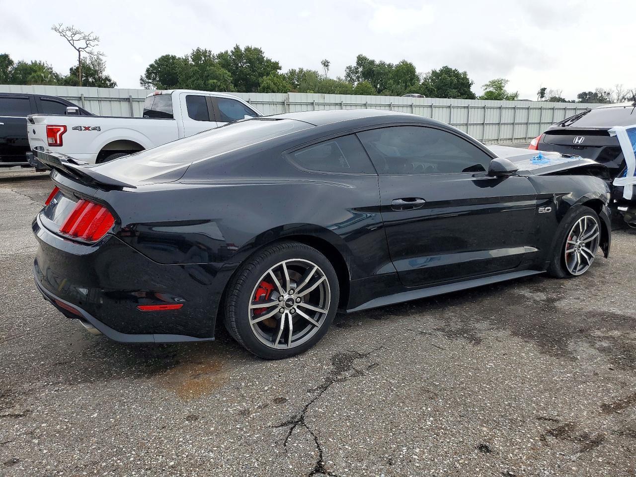2017 Ford Mustang Gt - zdjęcie 3