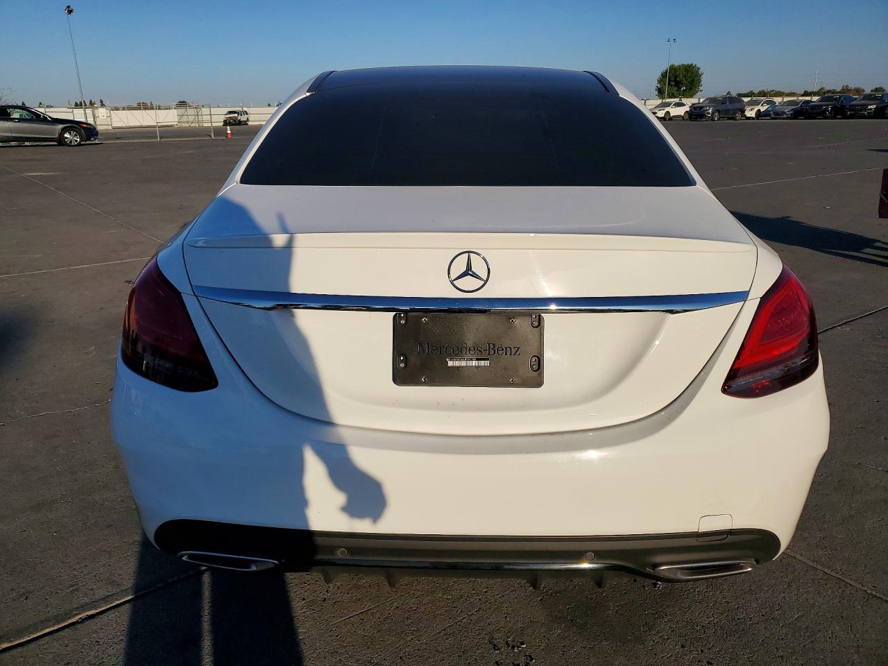 2020 Mercedes-Benz C 300 - zdjęcie 6