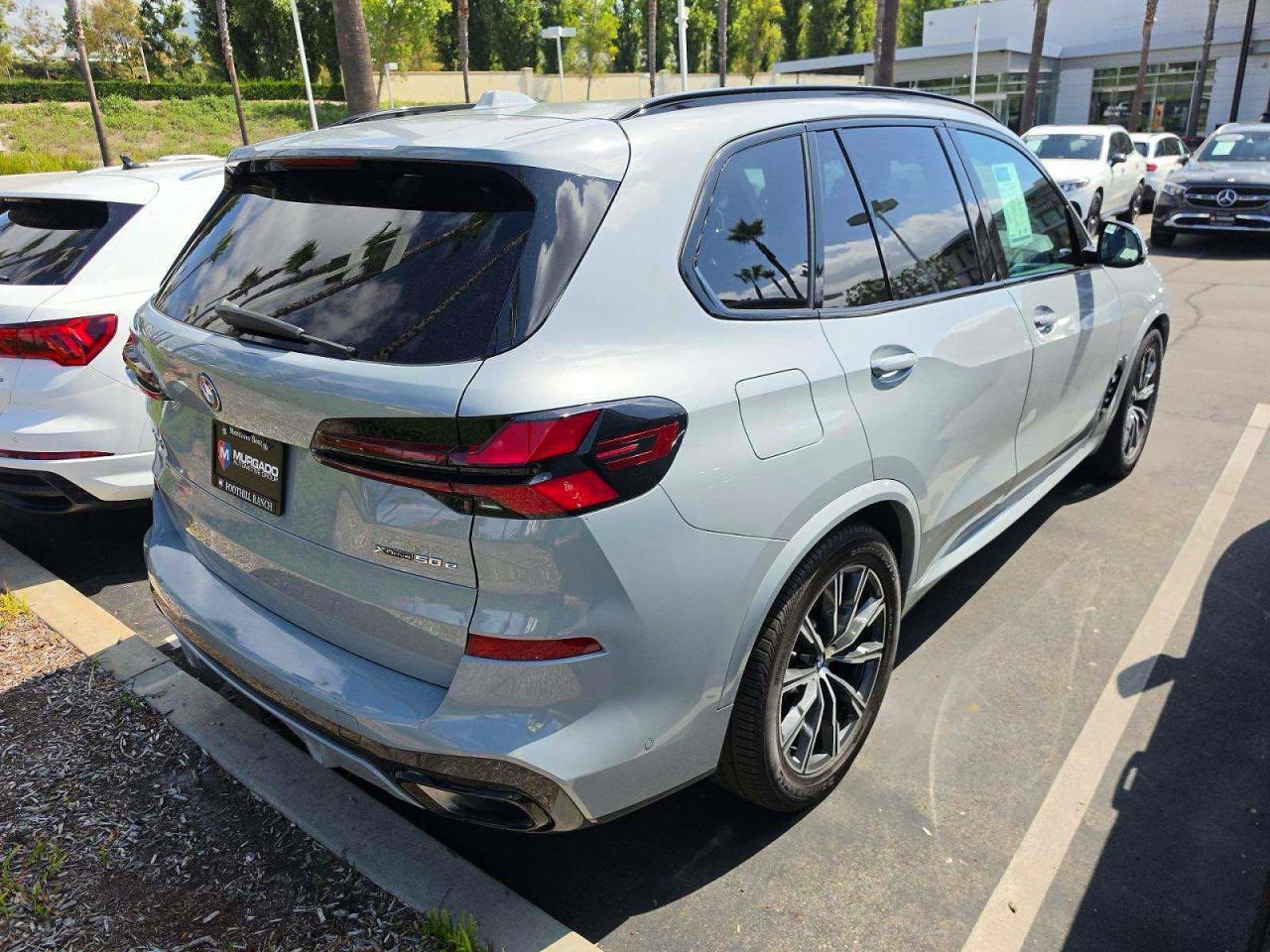 2024 BMW X5 xDrive50E - zdjęcie 4