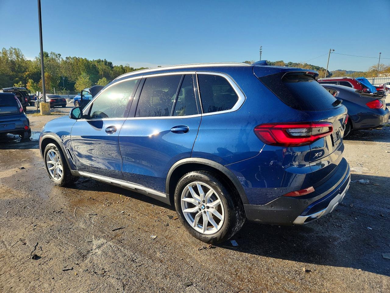 2019 BMW X5 xDrive40I - zdjęcie 2
