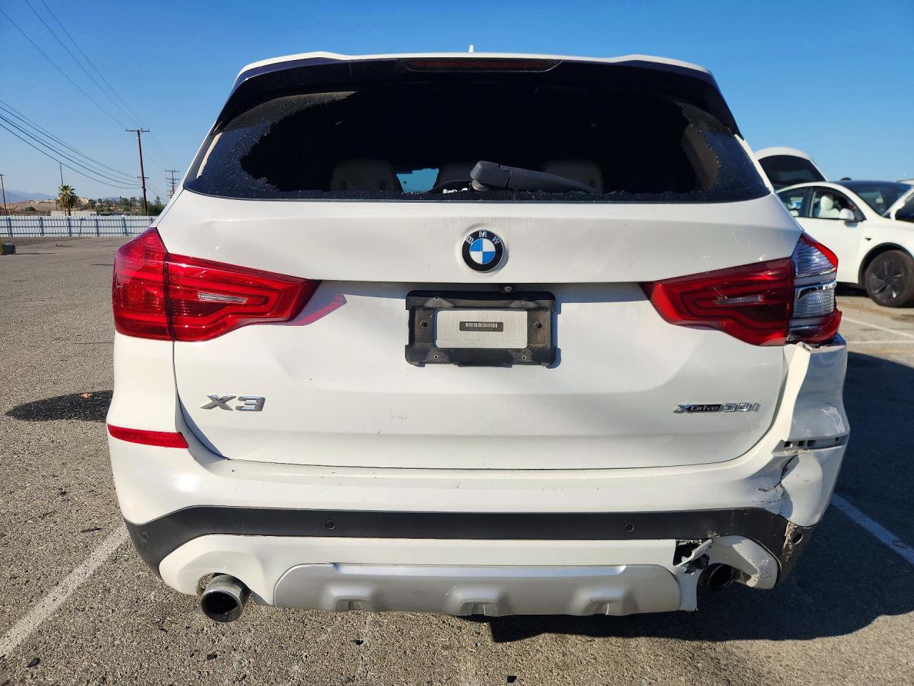 2018 BMW X3 xDrive30I - zdjęcie 6