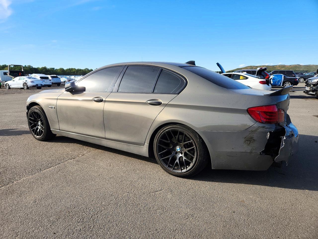 2013 BMW Seria 5 535i - zdjęcie 2