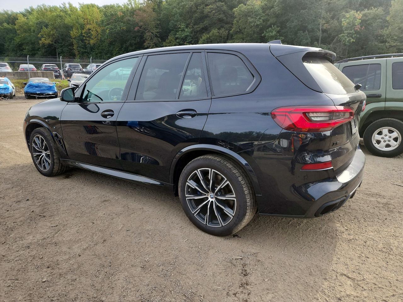 2020 BMW X5 M50I - zdjęcie 2