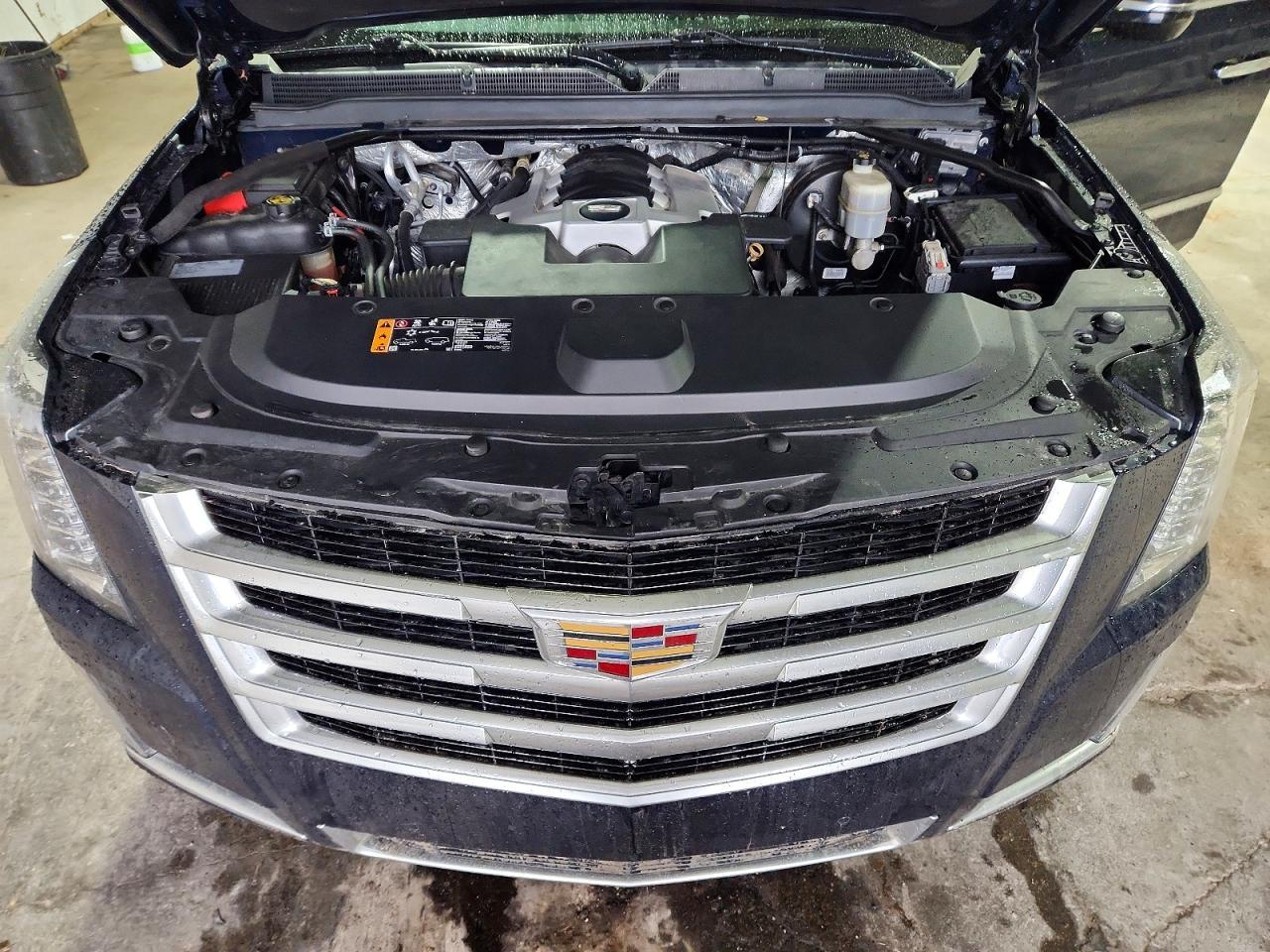2017 Cadillac Escalade Luxury - zdjęcie 11