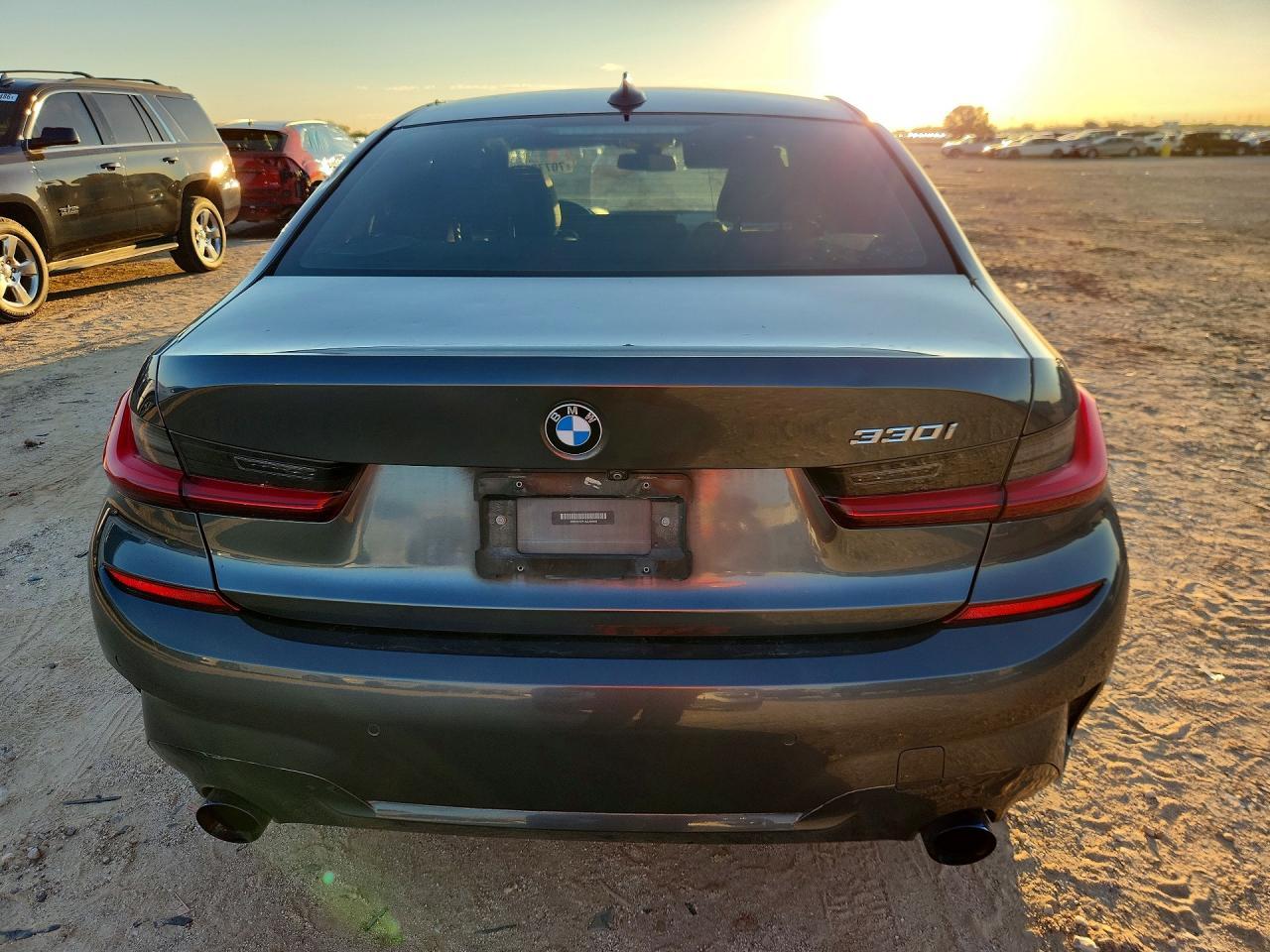 2019 BMW 330I - zdjęcie 6