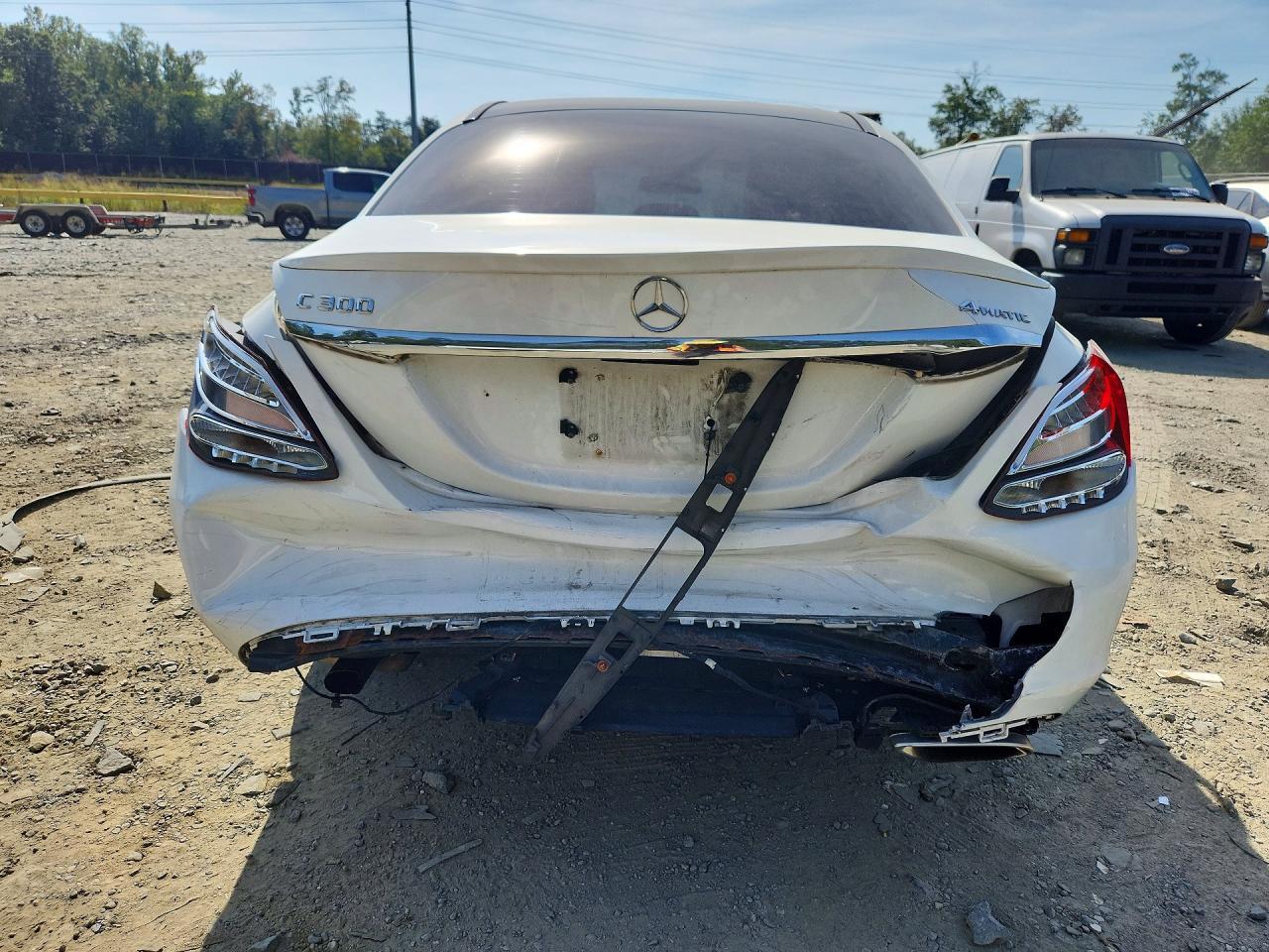 2016 Mercedes-Benz C300 4Mati - zdjęcie 6