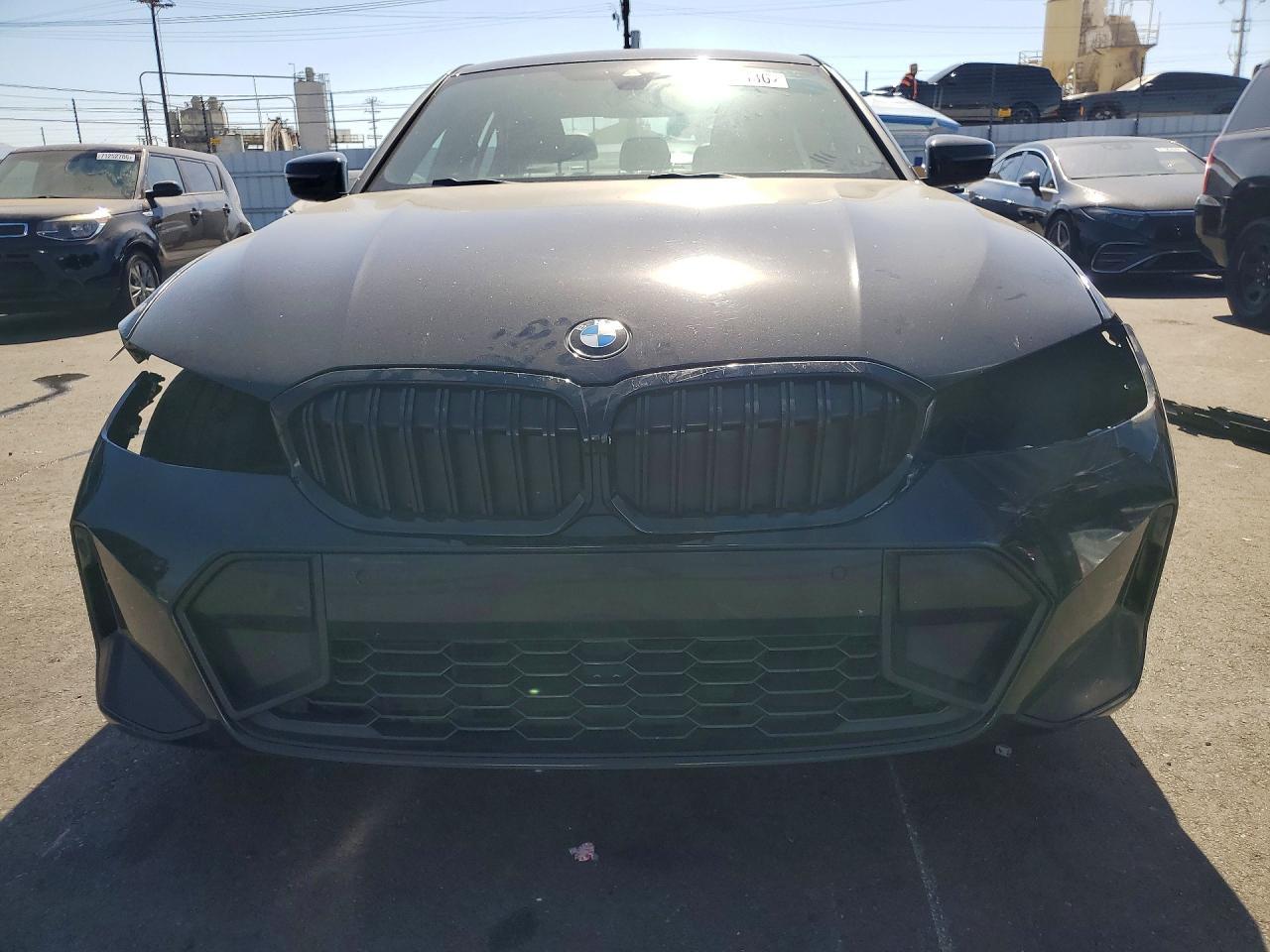 2024 BMW 330I - zdjęcie 5