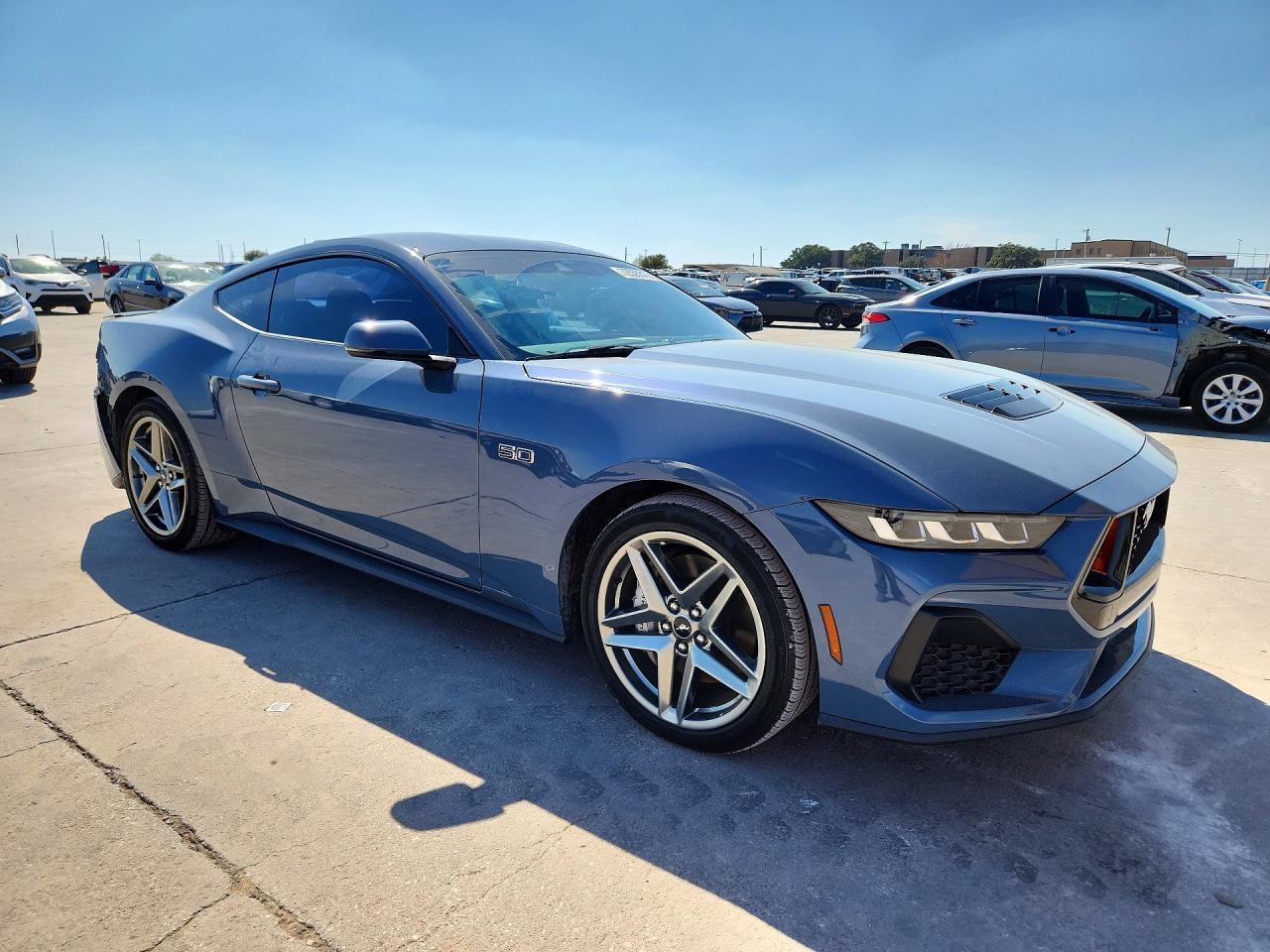 2024 Ford Mustang Gt - zdjęcie 4