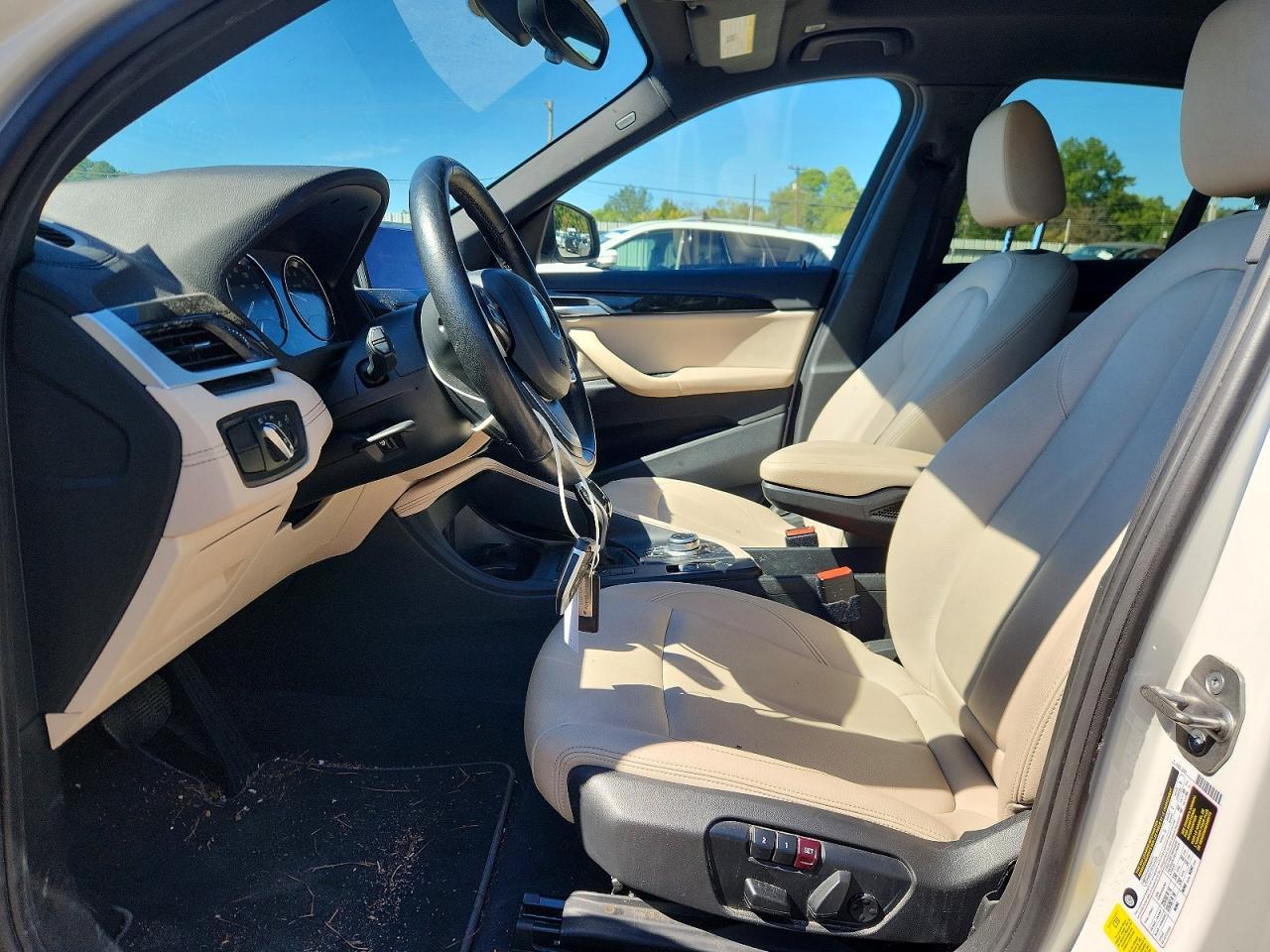 2021 BMW X1 Sdrive28I - zdjęcie 7