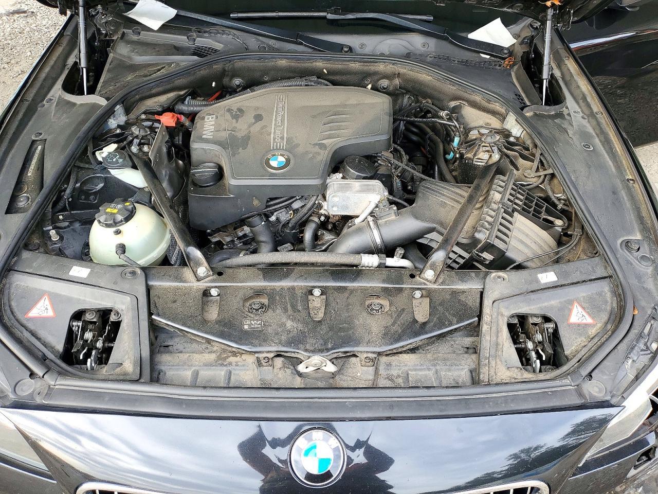 2016 BMW 528 I - zdjęcie 11