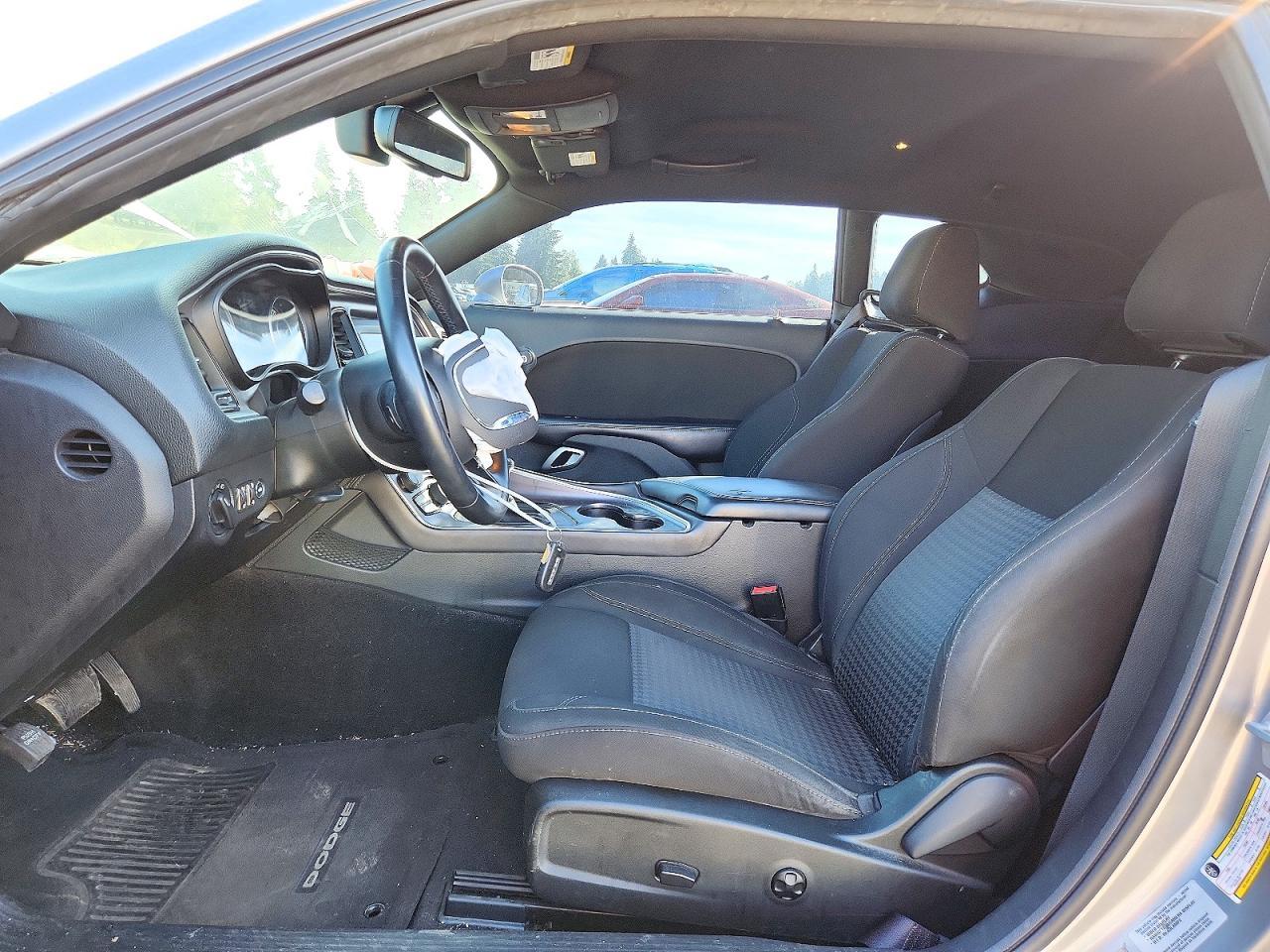 2015 Dodge Challenger Sxt - zdjęcie 7