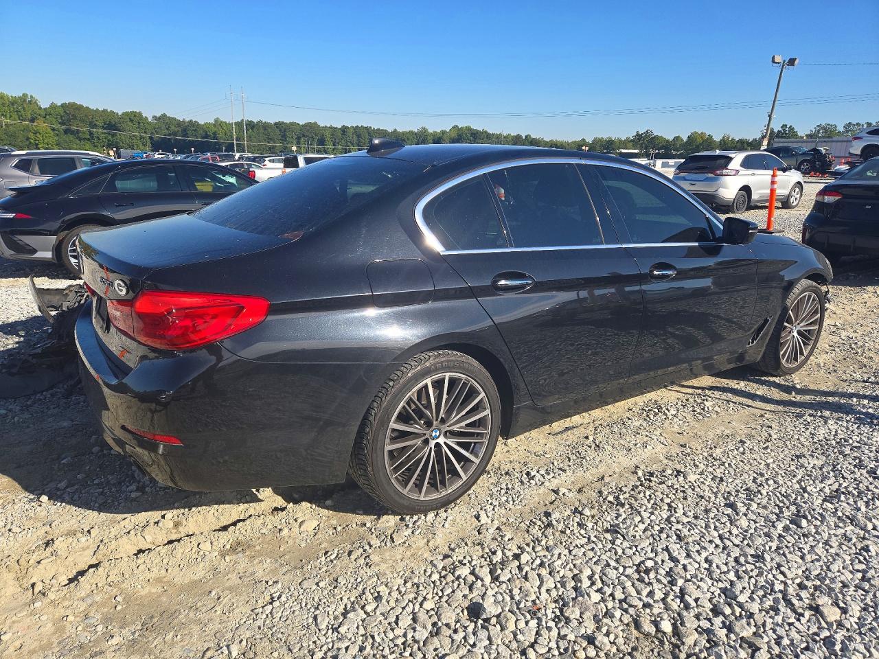 2018 BMW 530 I - zdjęcie 3