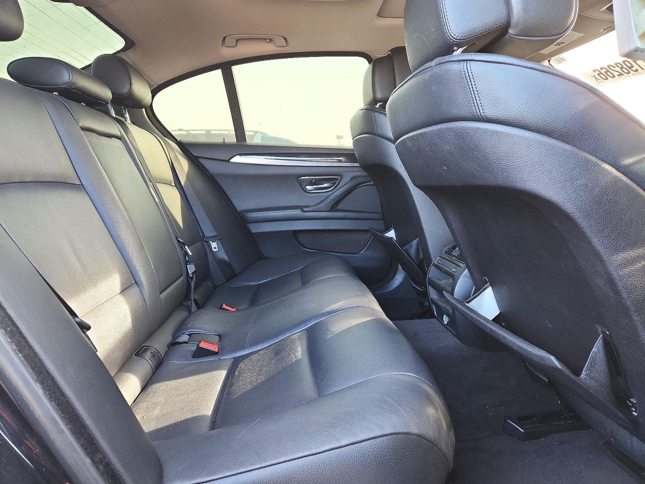 2013 BMW Seria 5 535i - zdjęcie 10