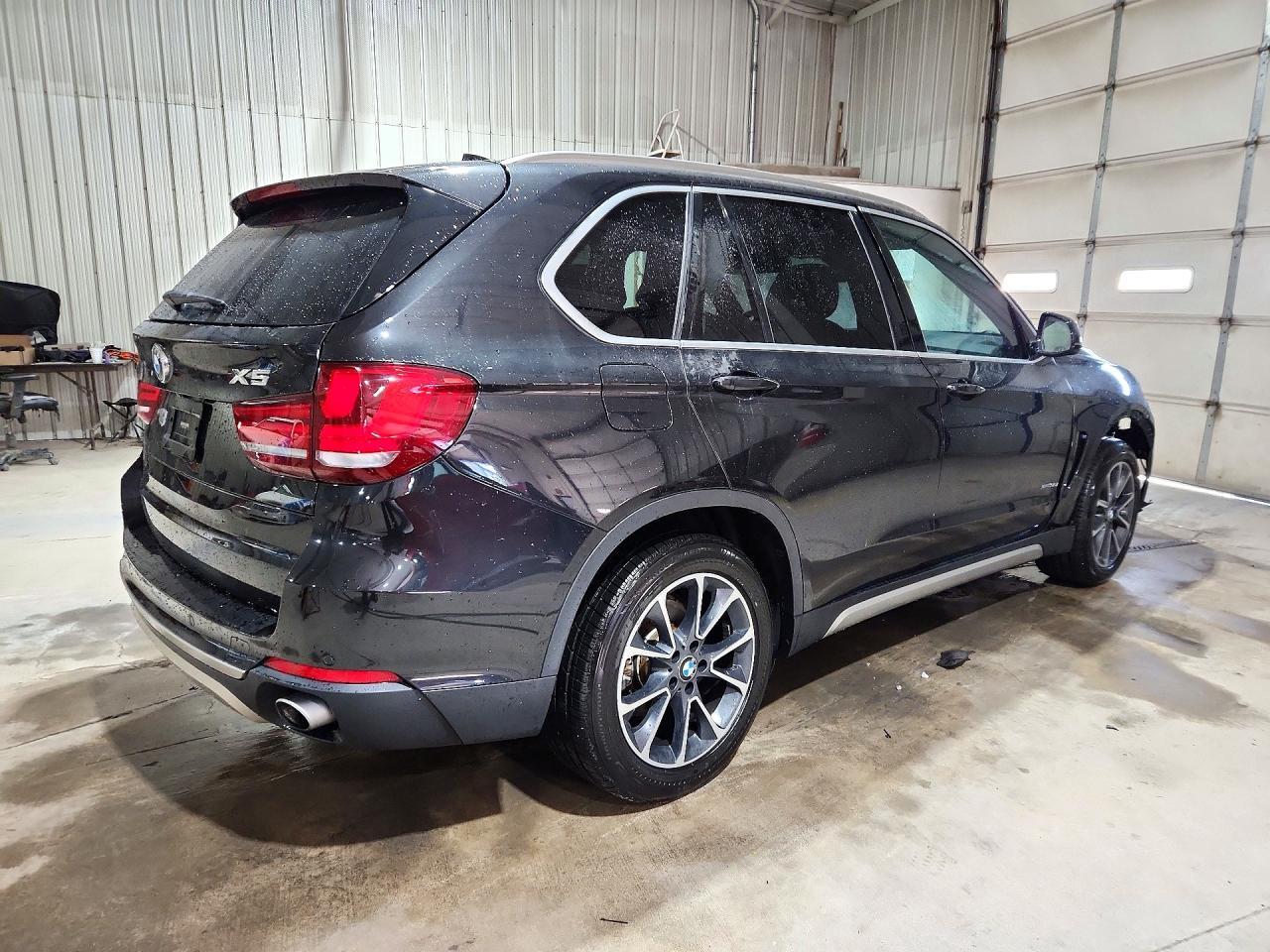 2017 BMW X5 xDrive35I - zdjęcie 3