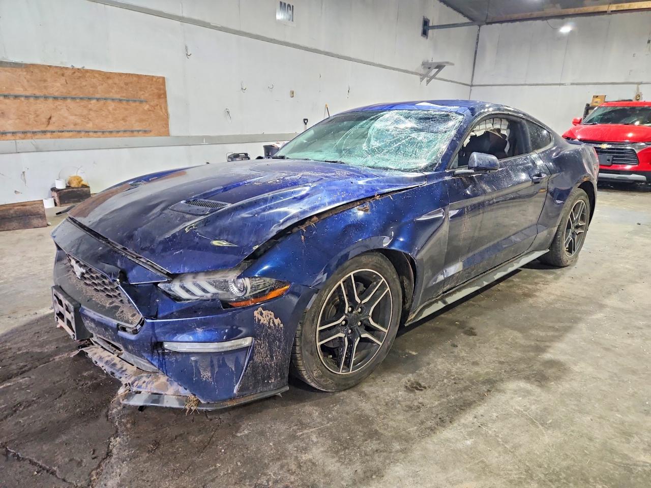 2020 Ford Mustang - zdjęcie główne
