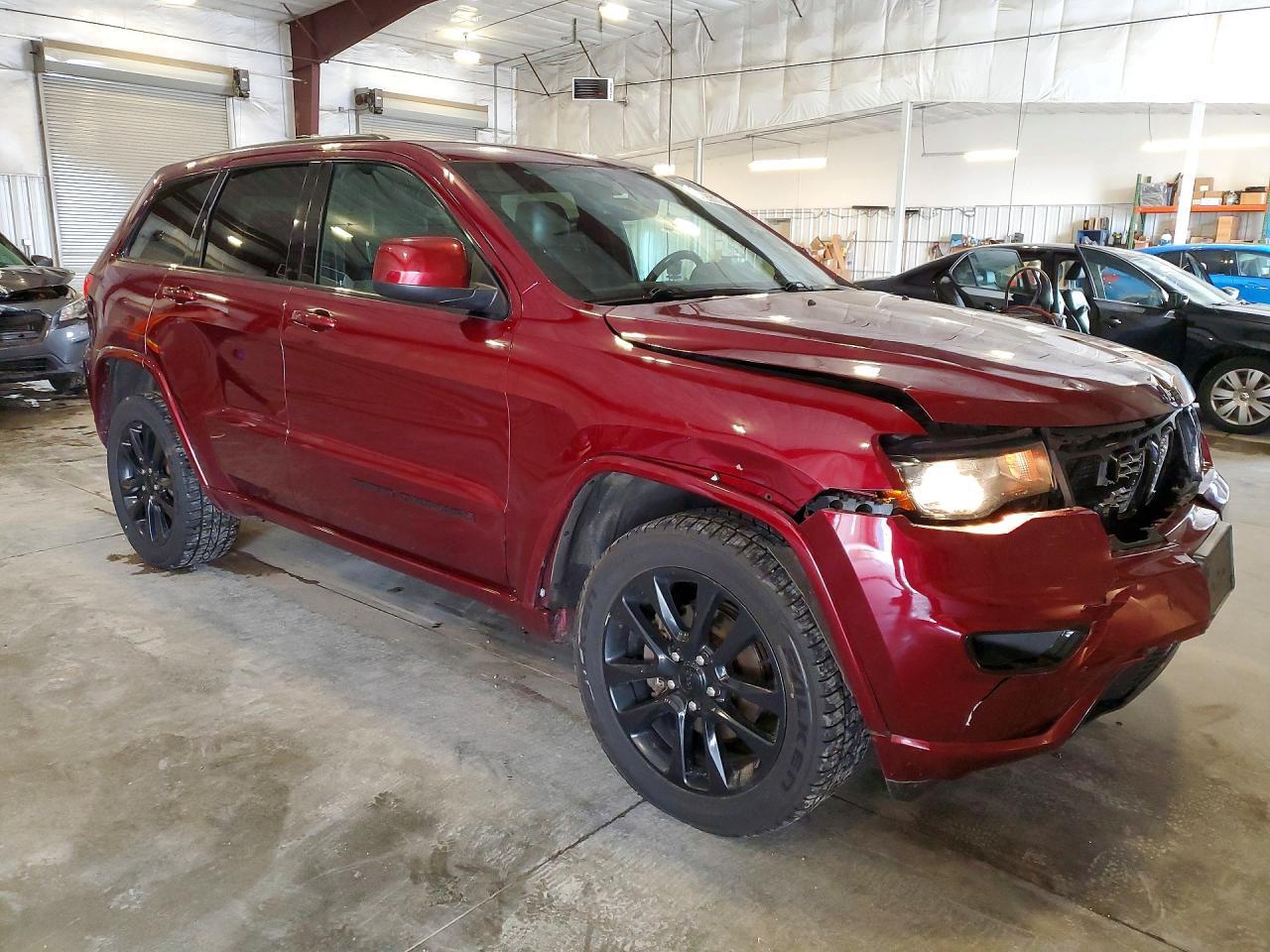 2020 Jeep Grand Cherokee Laredo - zdjęcie 4