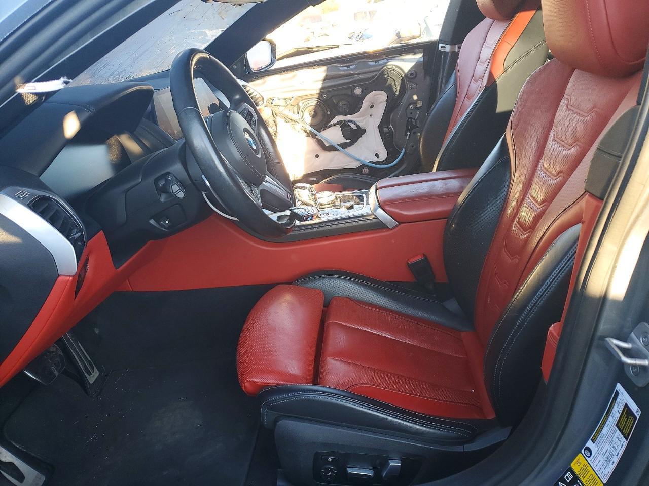 2022 BMW Seria 8 840i - zdjęcie 7