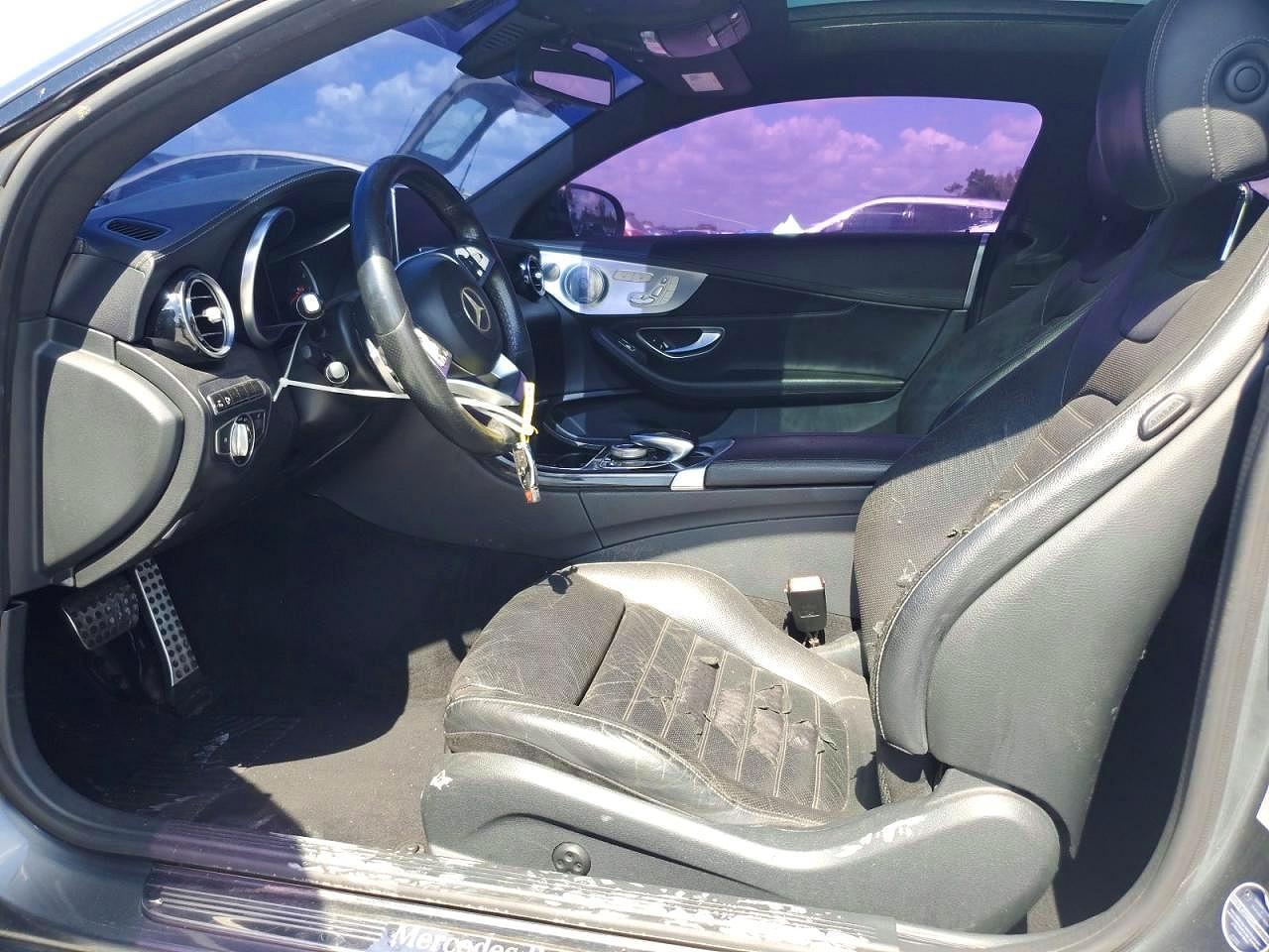 2017 Mercedes-Benz C 300 - zdjęcie 7