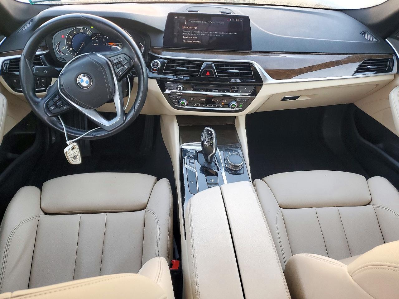 2017 BMW Seria 5 530i - zdjęcie 8