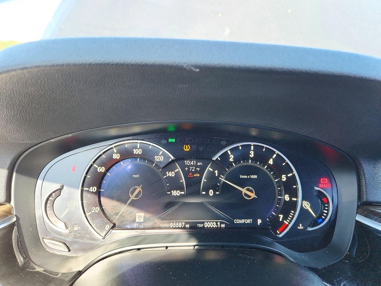 2018 BMW 530 I - zdjęcie 9