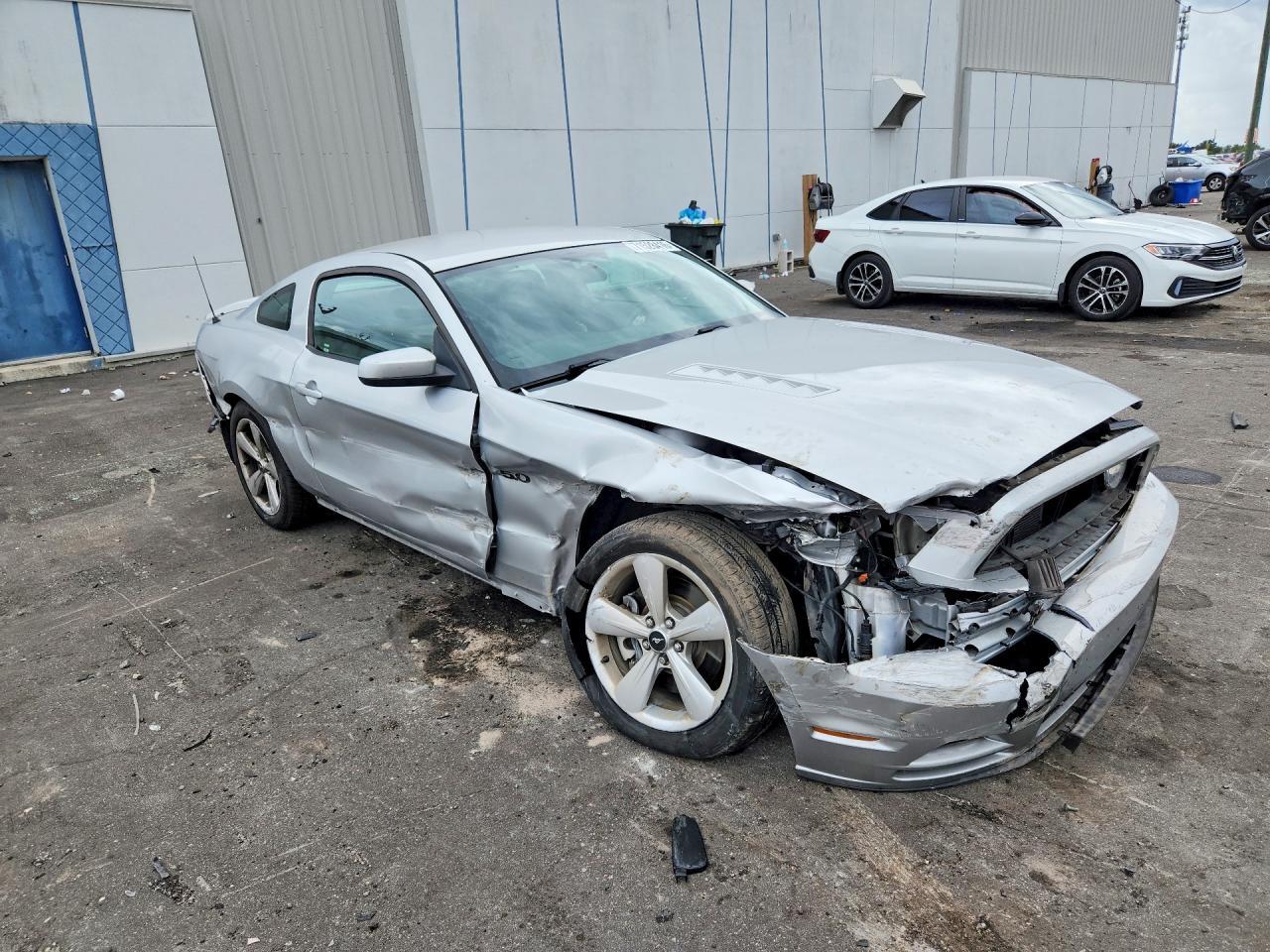 2014 Ford Mustang Gt - zdjęcie 4