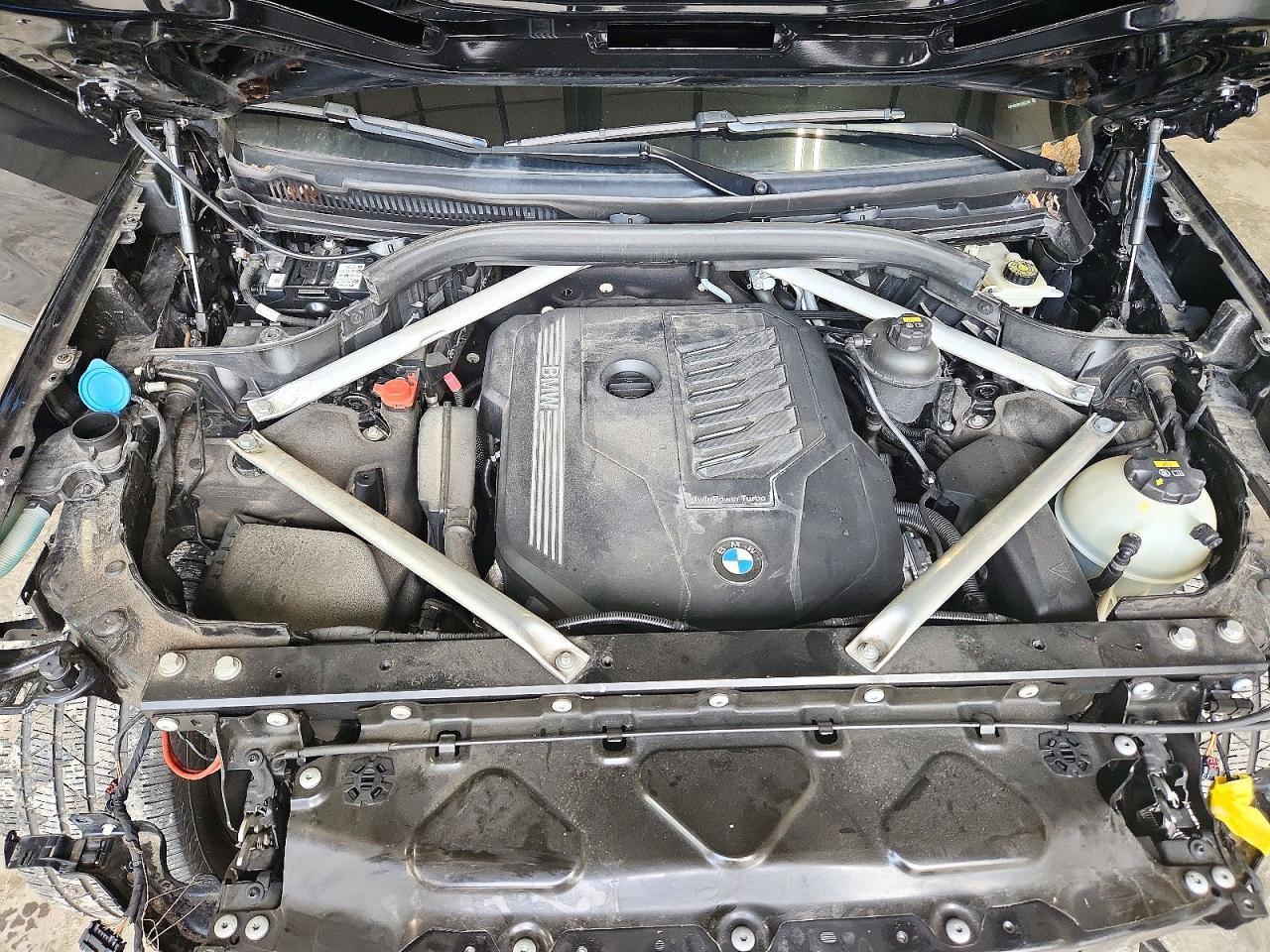 2020 BMW X7 xDrive40I - zdjęcie 12