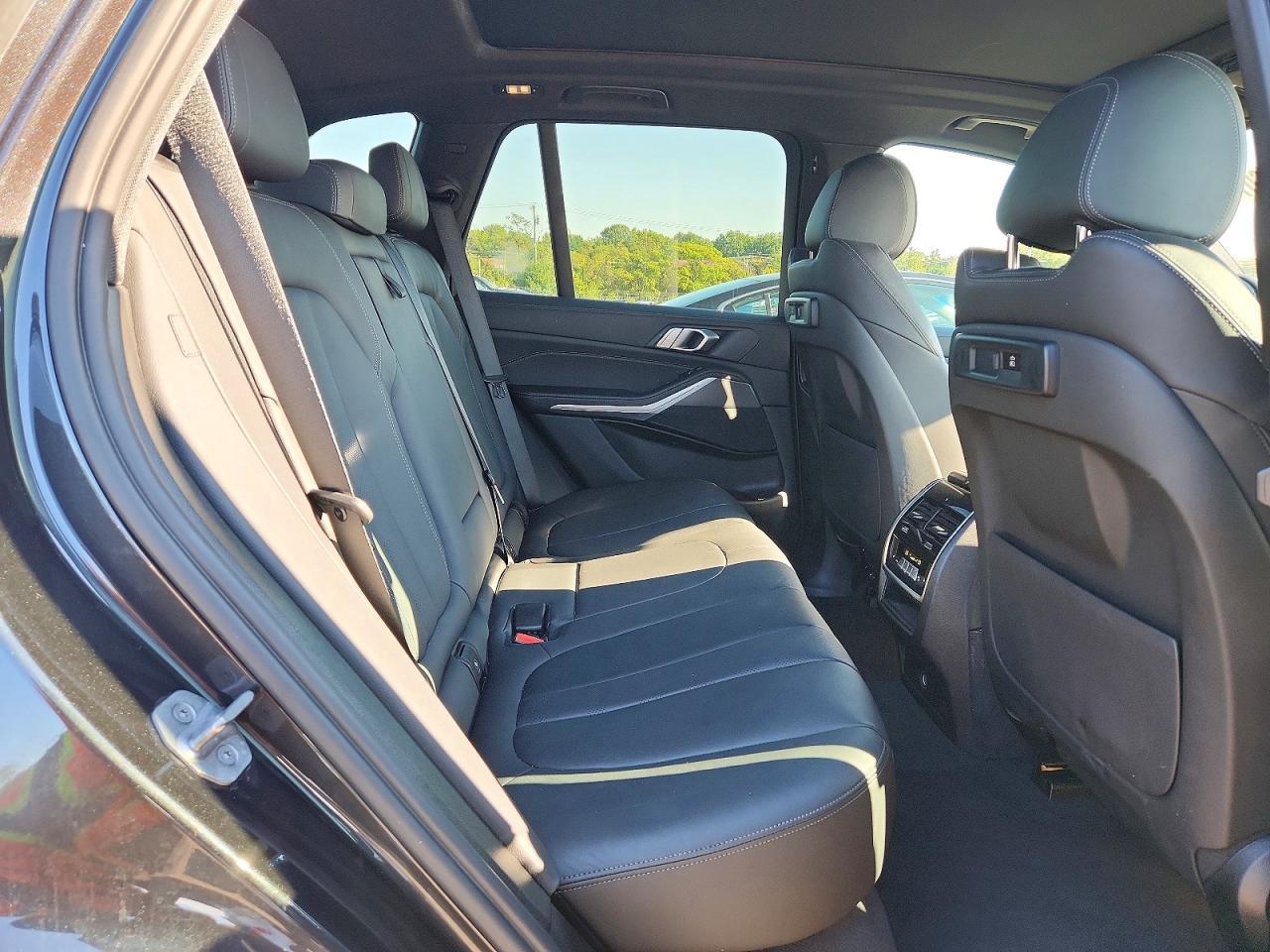 2022 BMW X5 xDrive40I - zdjęcie 11