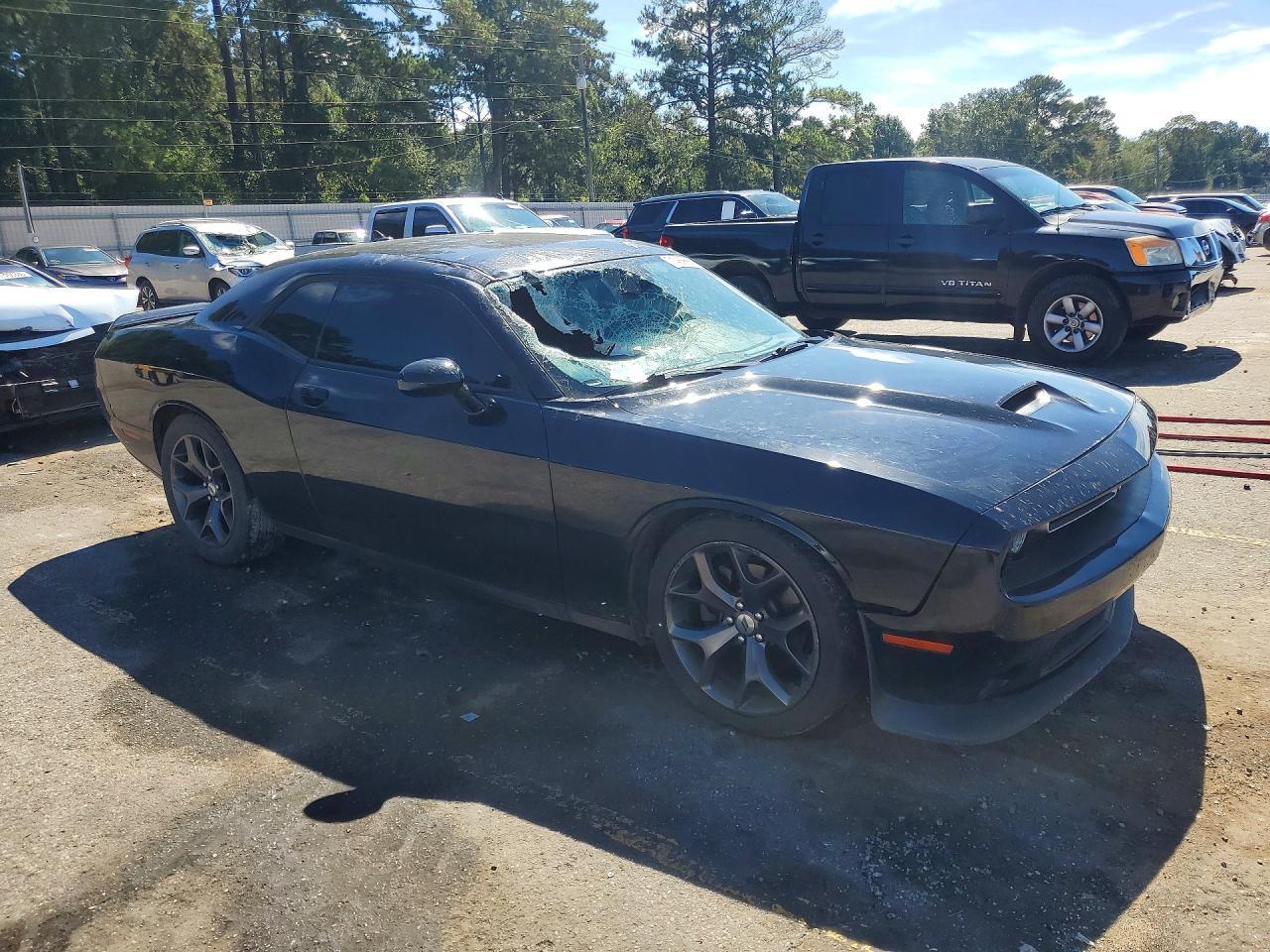 2019 Dodge Challenger R/T - zdjęcie 4