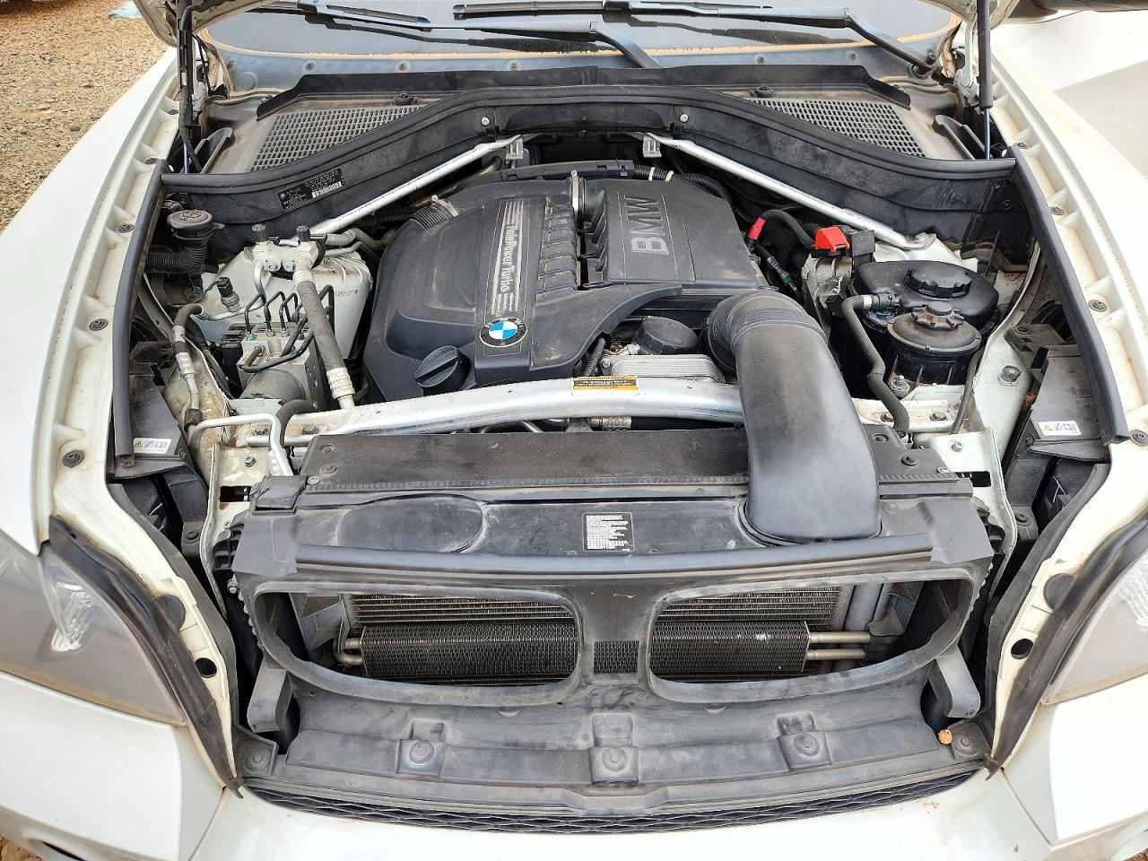 2013 BMW X5 xDrive35I - zdjęcie 12