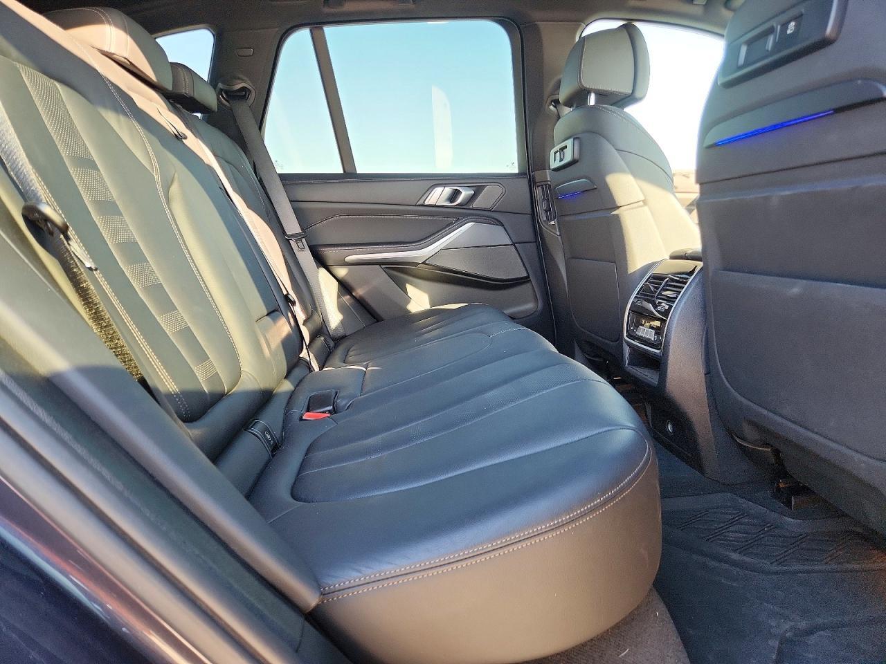 2019 BMW X5 xDrive50I - zdjęcie 11