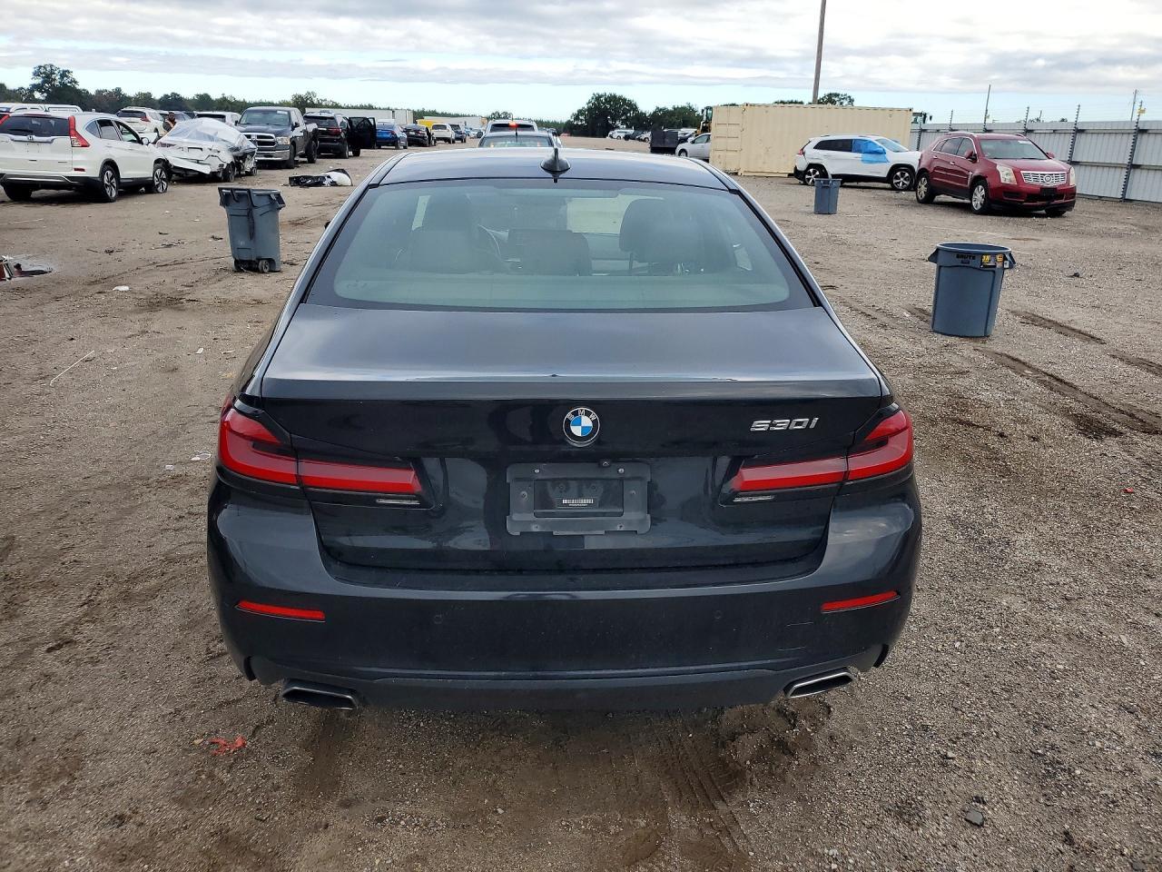 2021 BMW 530 I - zdjęcie 6