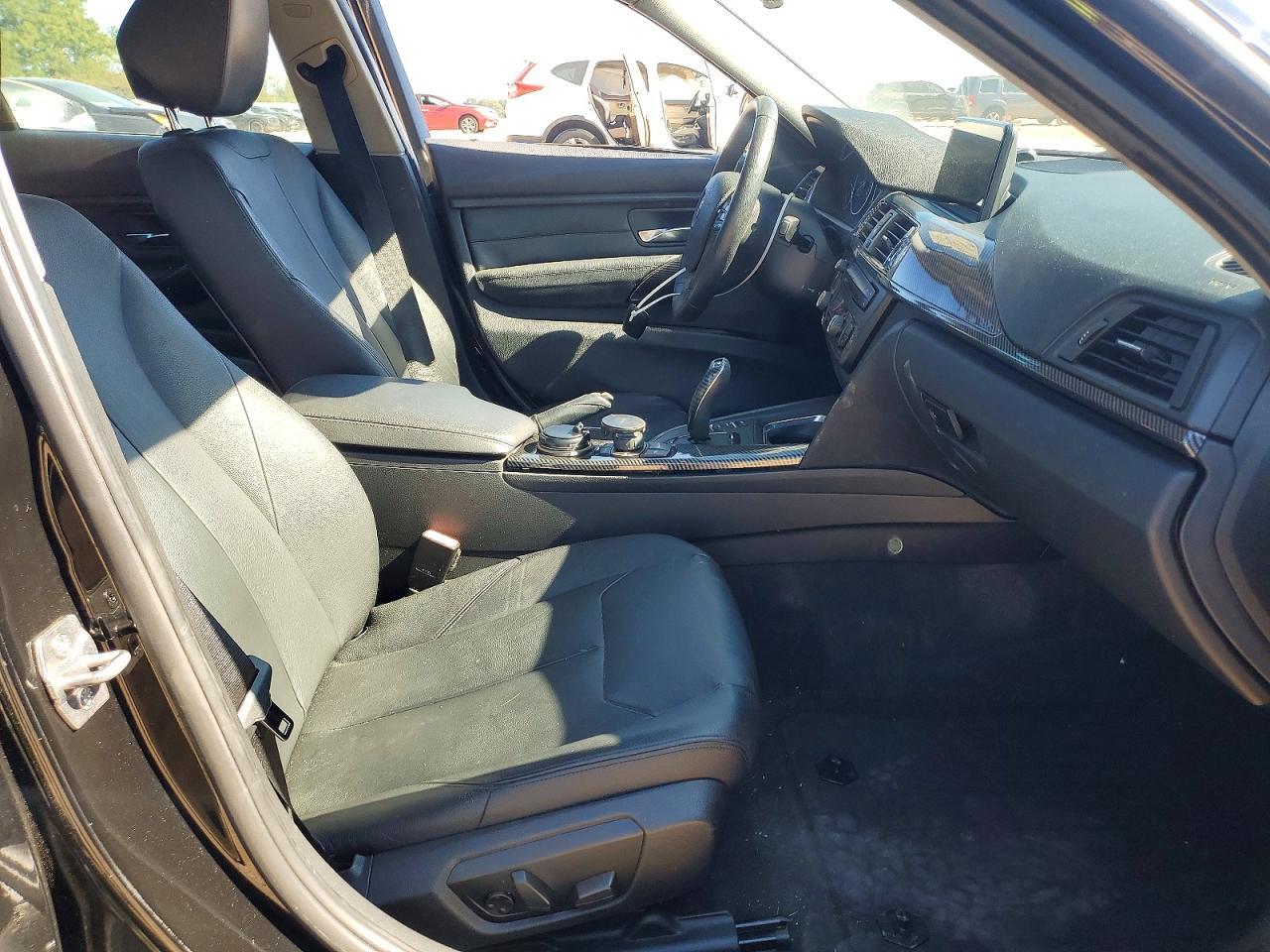 2013 BMW 328 I - zdjęcie 7