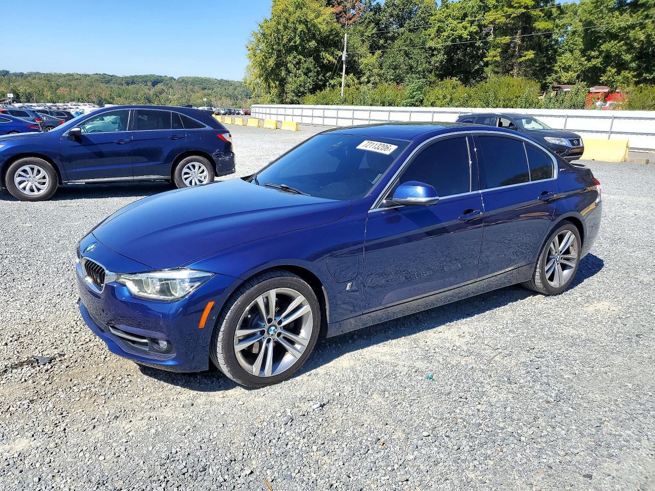 2017 BMW 330E - zdjęcie główne