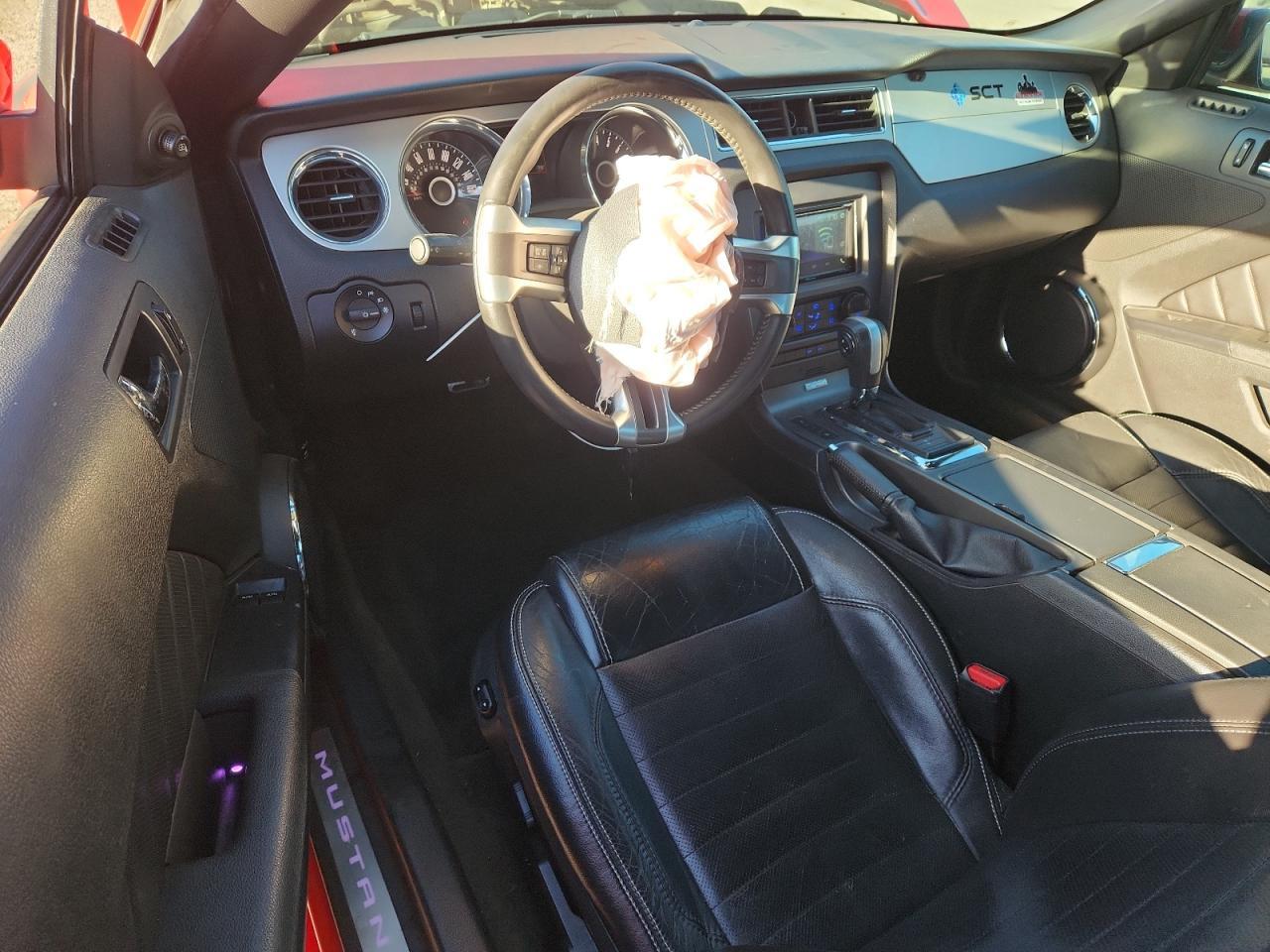 2014 Ford Mustang - zdjęcie 8