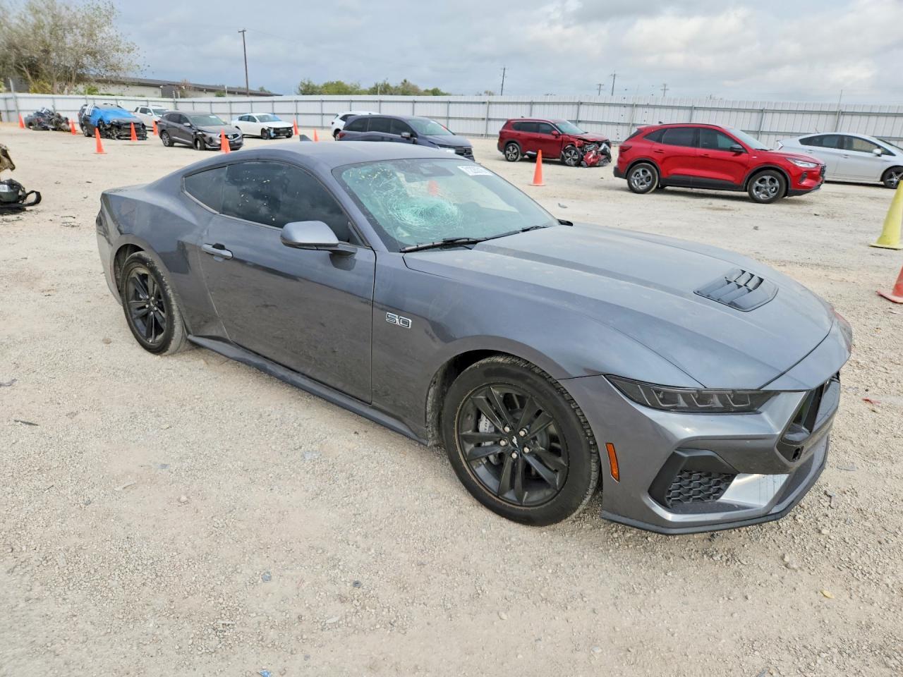 2026 Ford Mustang Gt - zdjęcie 4