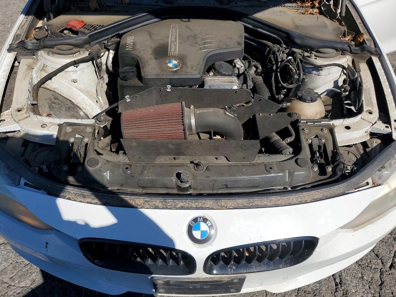 2014 BMW 328 I - zdjęcie 11