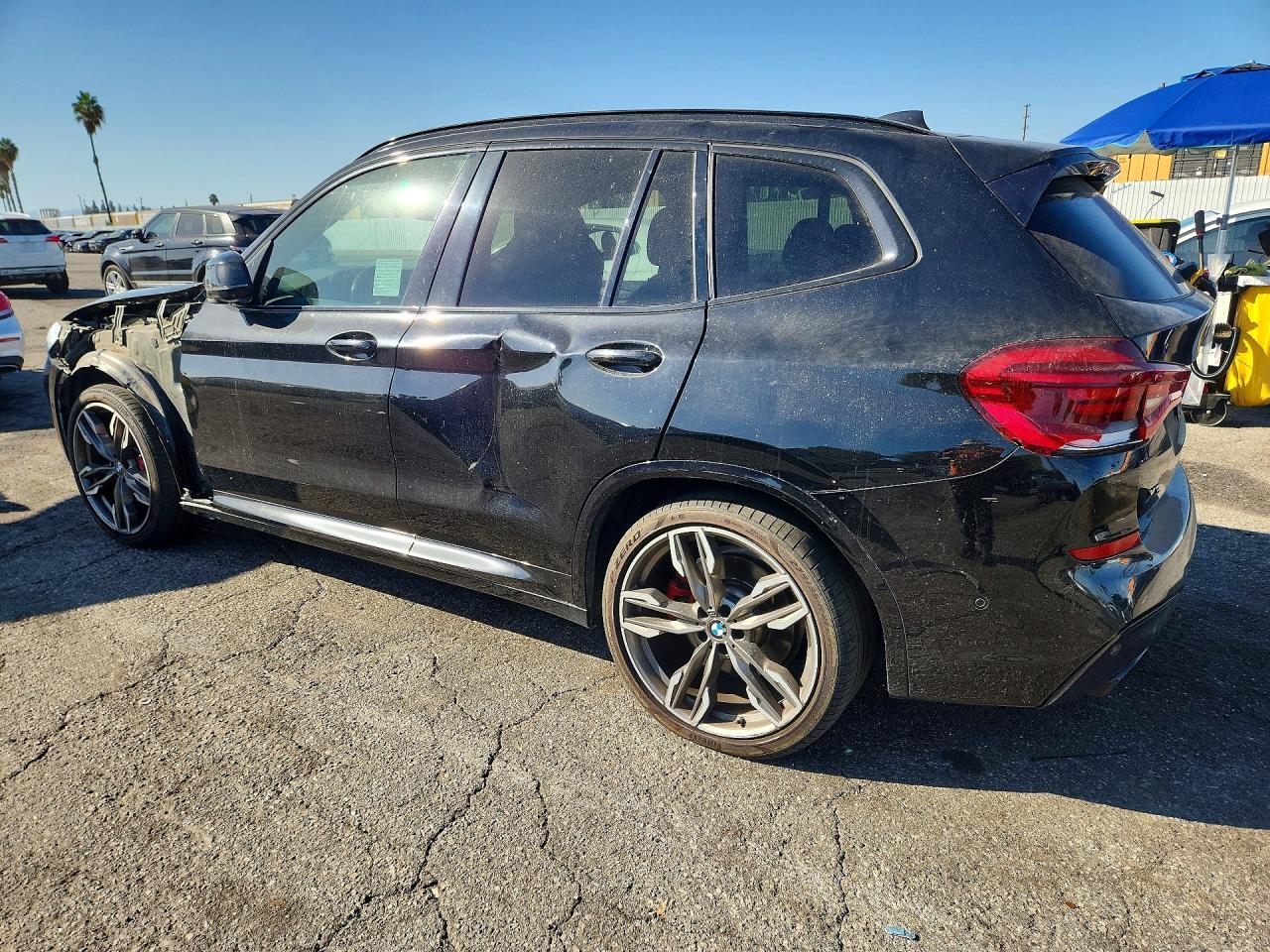 2021 BMW X3 xDrivem40I - zdjęcie 2