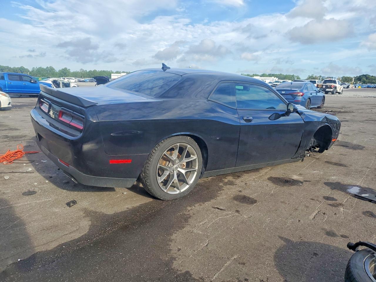 2023 Dodge Challenger Gt - zdjęcie 3