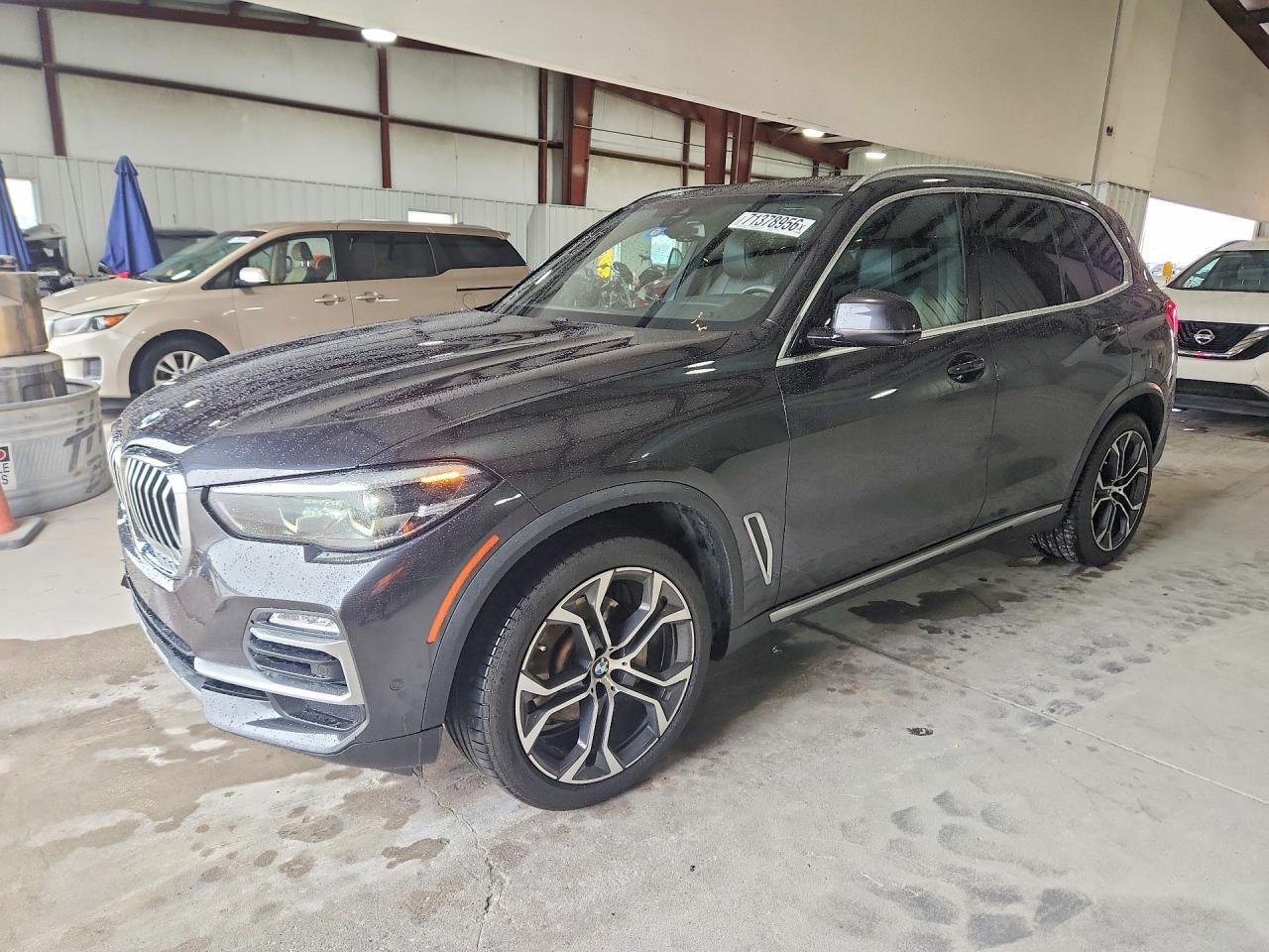 2020 BMW X5 Sdrive 40I - zdjęcie główne