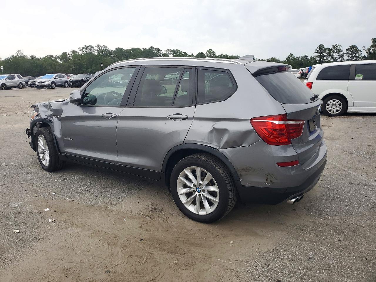 2017 BMW X3 xDrive28I - zdjęcie 2